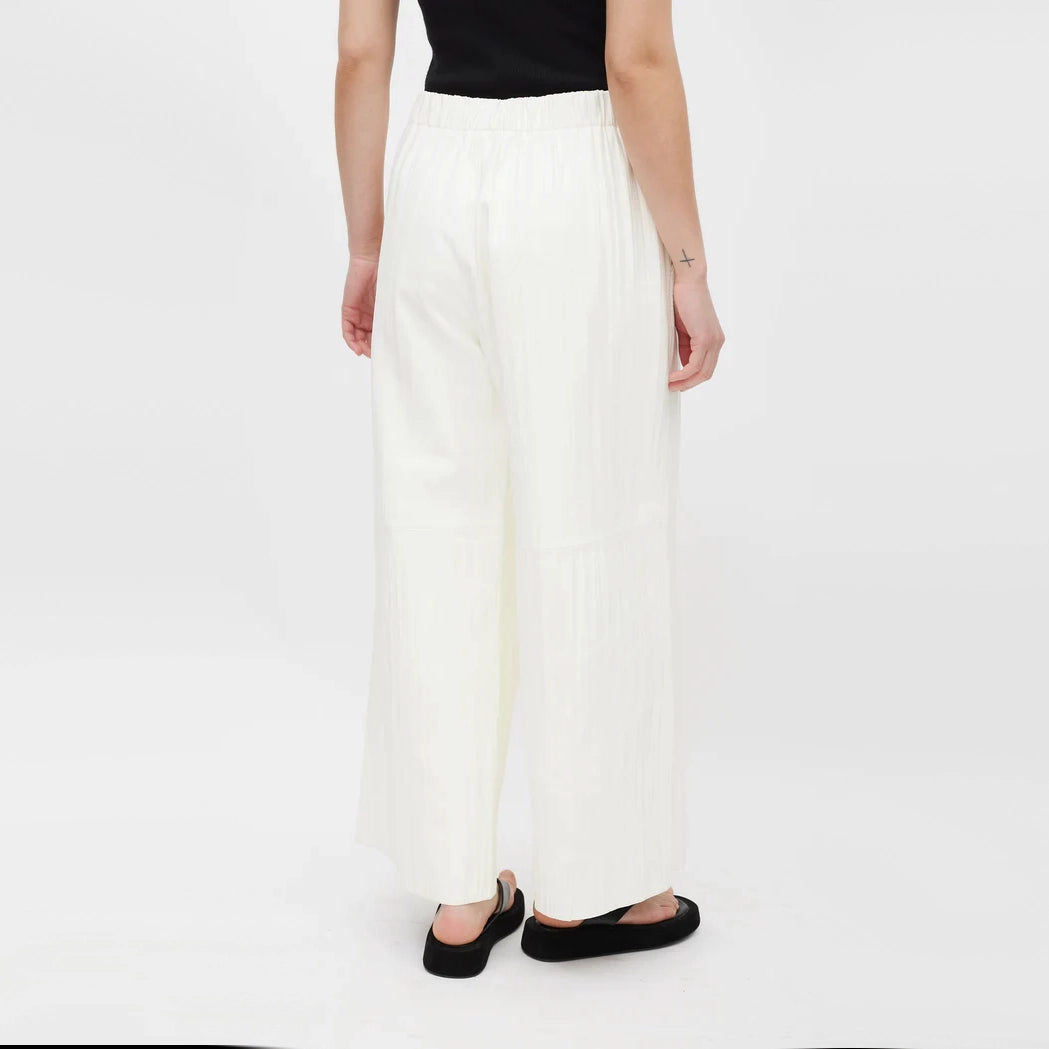 Lafayette 148 Crinkled Leather Pants in Ivory, size Small