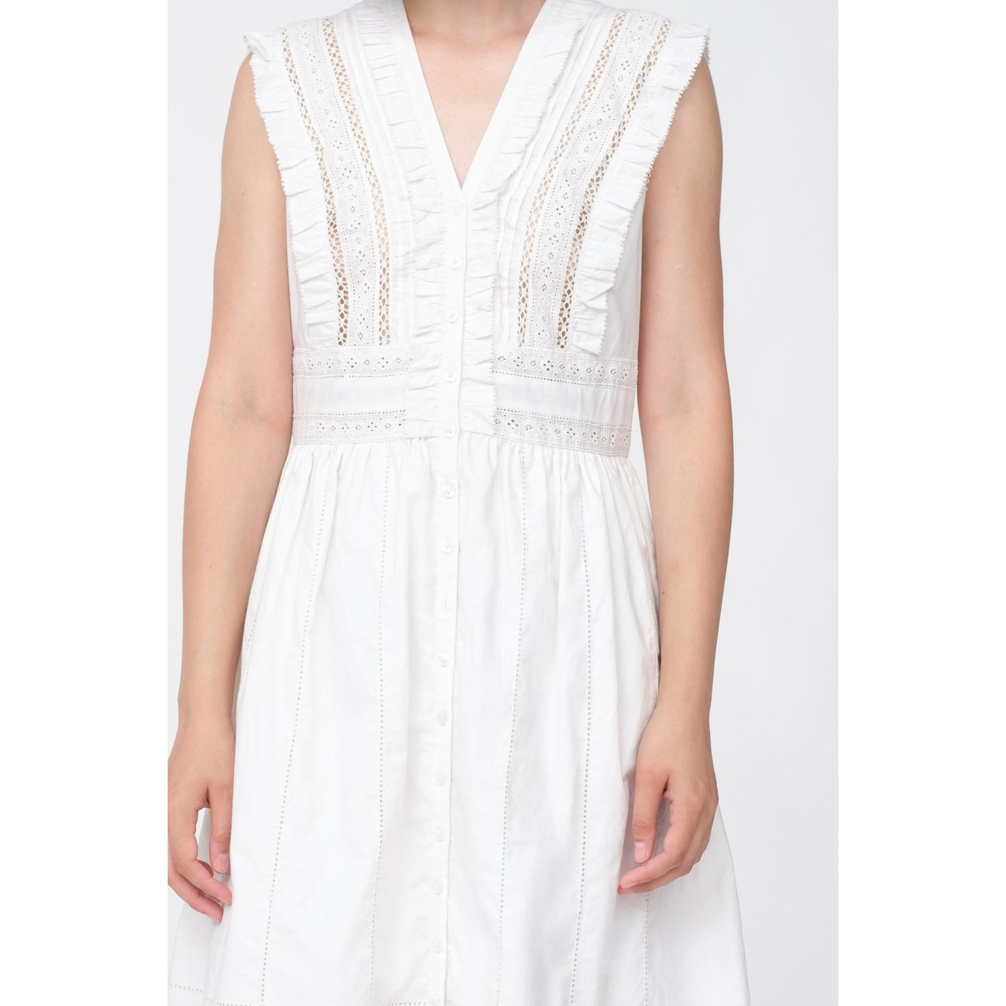 Sea New York "Lilli" Dress in White, size 8 (fits like size 6)