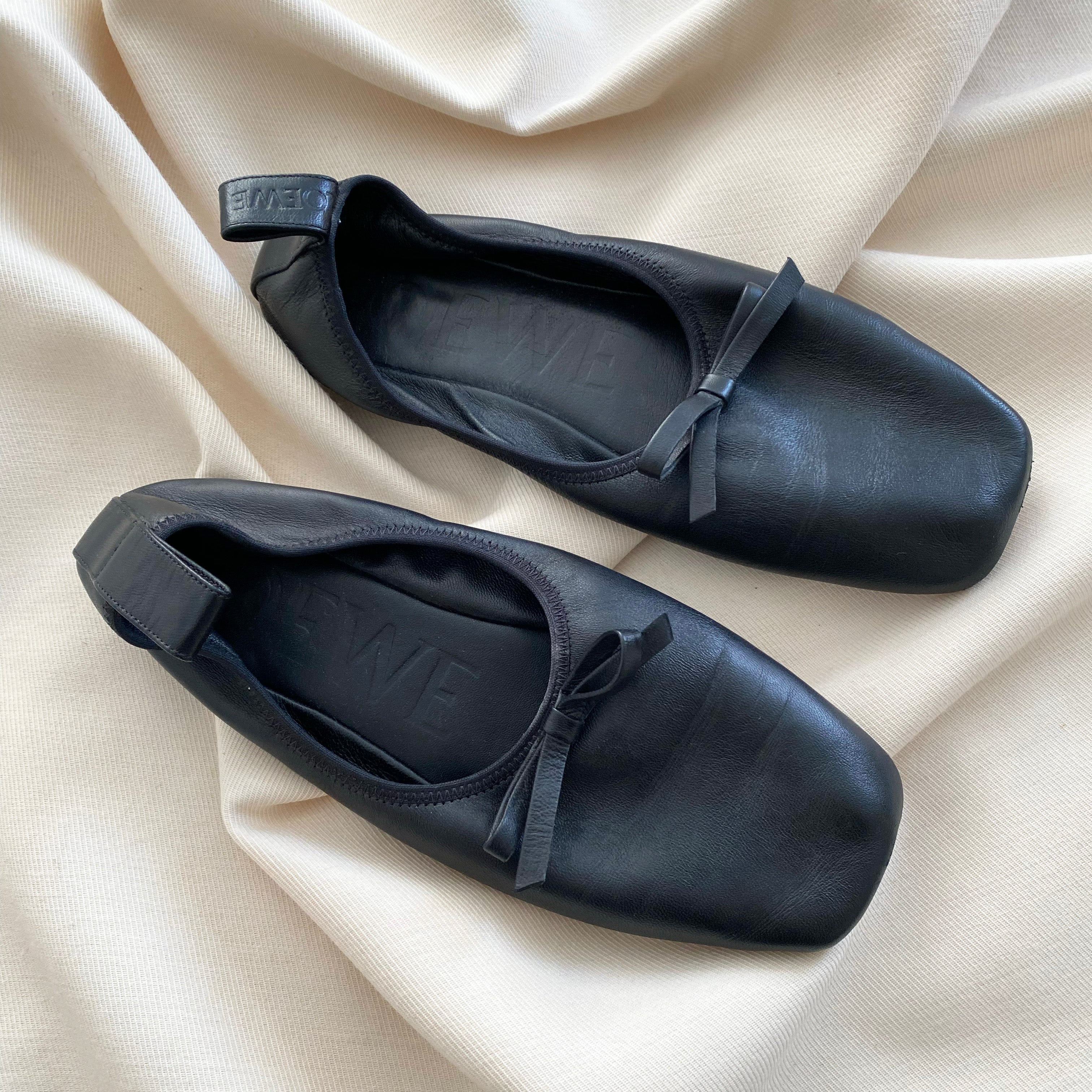 Loewe flats sale