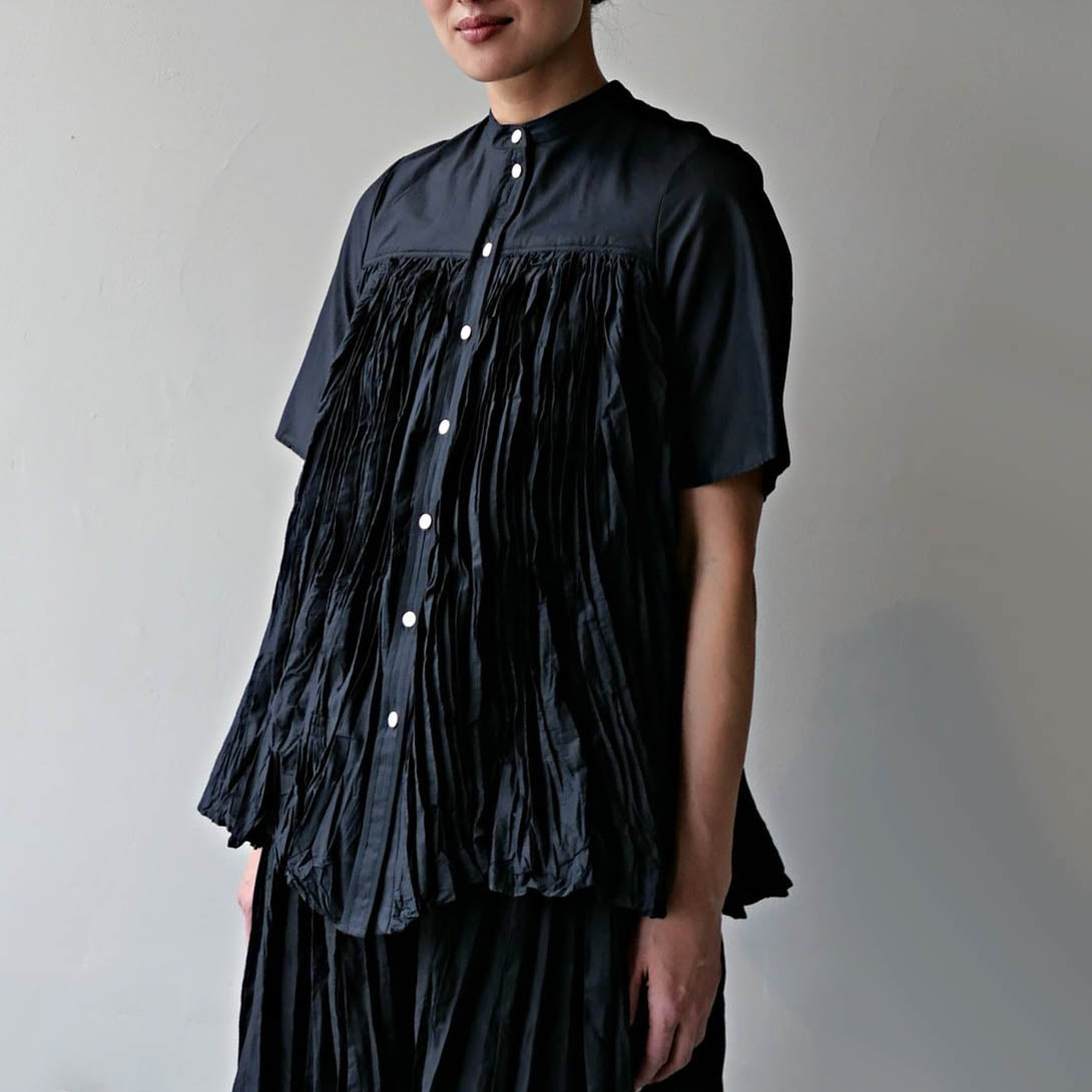 Mark Kenly Domino Tan "Baya" Top in Black, size 38 (size small ish)