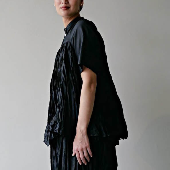 Mark Kenly Domino Tan "Baya" Top in Black, size 38 (size small ish)