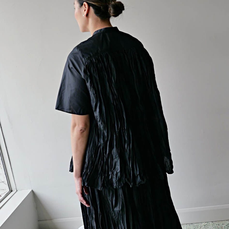 Mark Kenly Domino Tan "Baya" Top in Black, size 38 (size small ish)