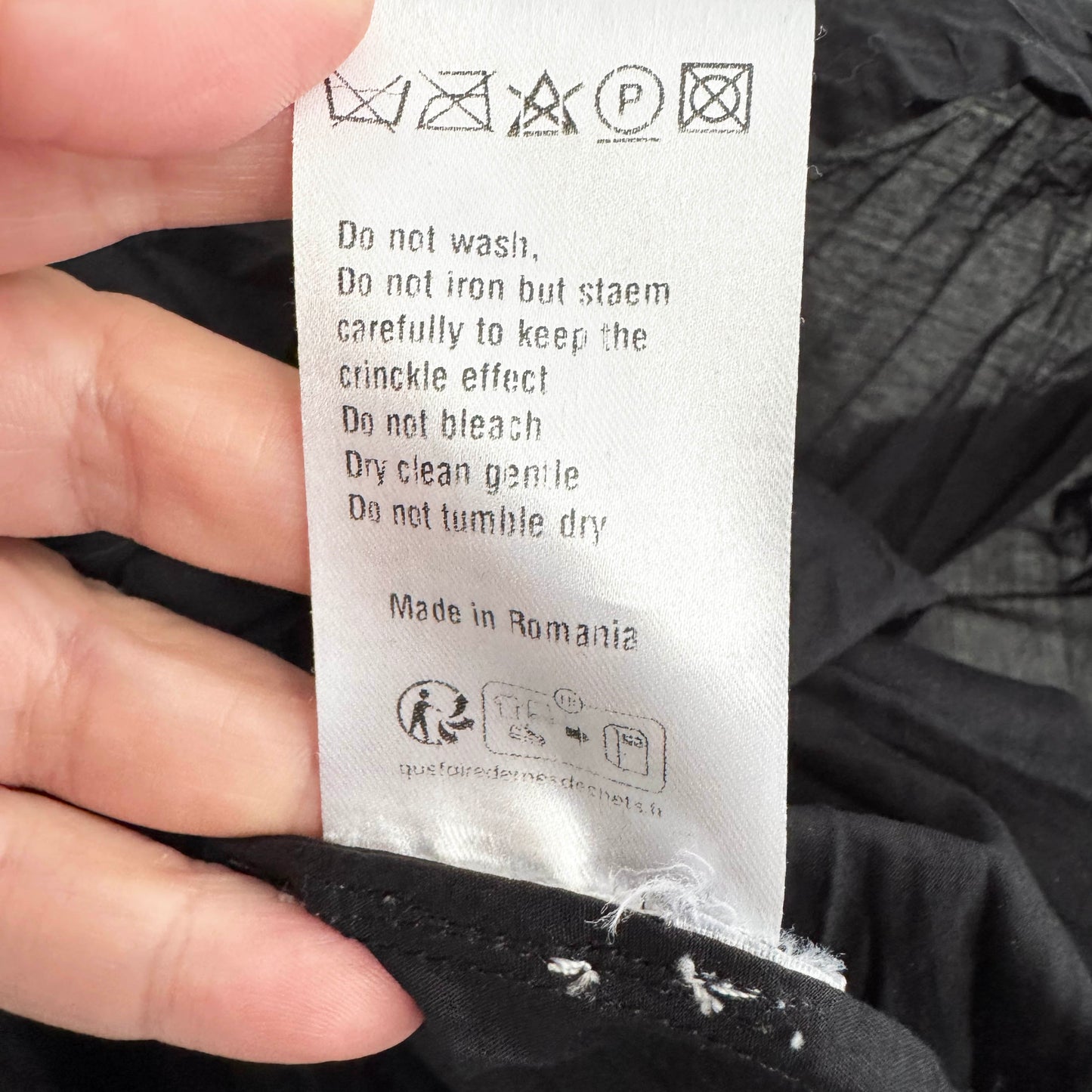 Mark Kenly Domino Tan "Baya" Top in Black, size 38 (size small ish)