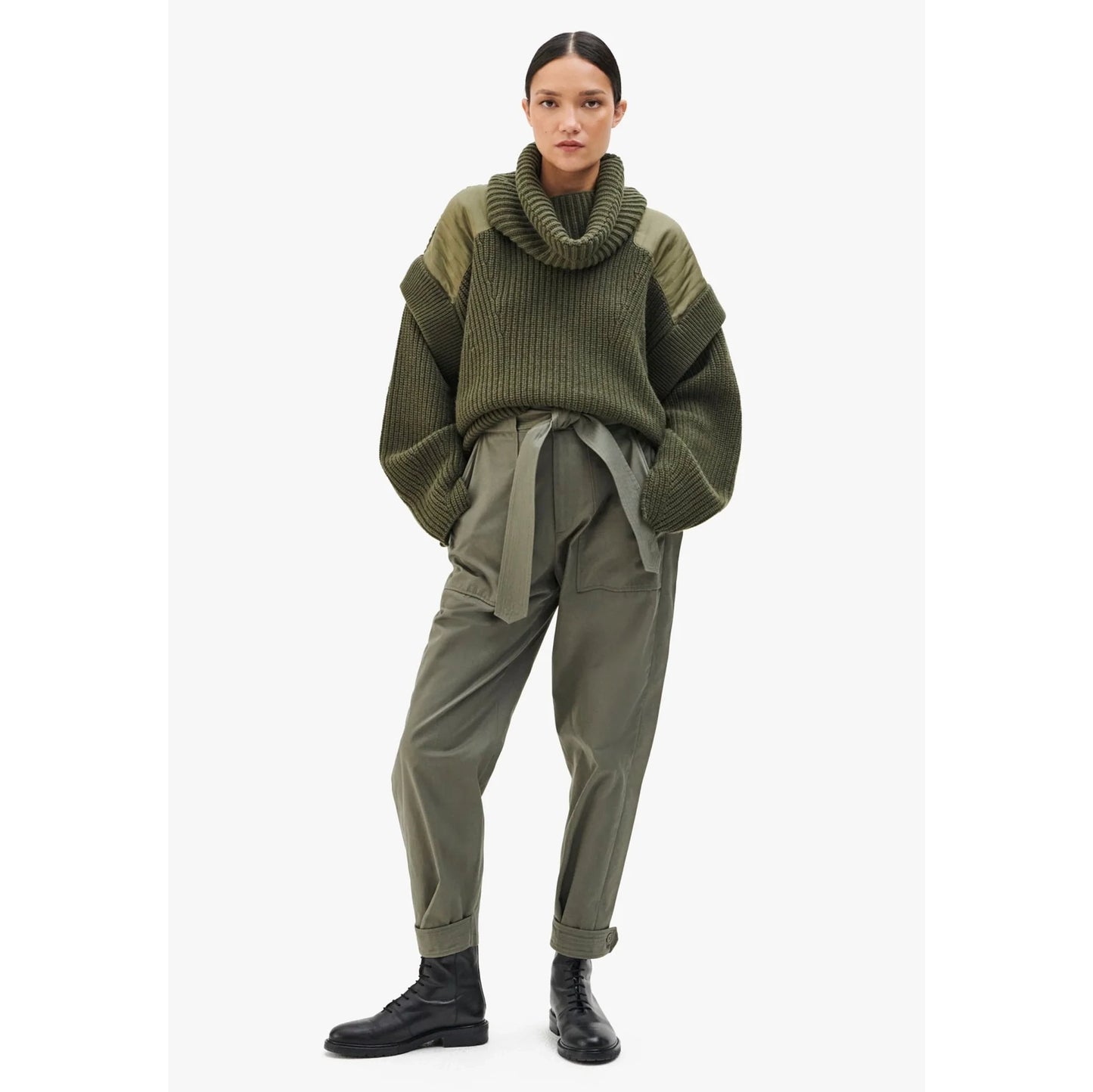 Marfa Stance Convertible Rib Crew Jumper in Olive Green, size Small