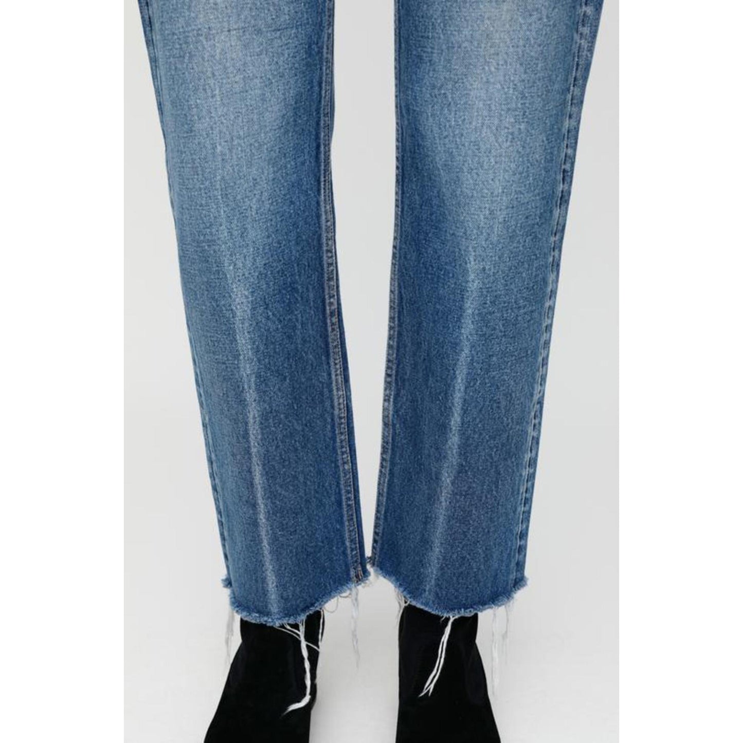 Moussy Vintage "Ashley" Straight Leg Jean, size 26