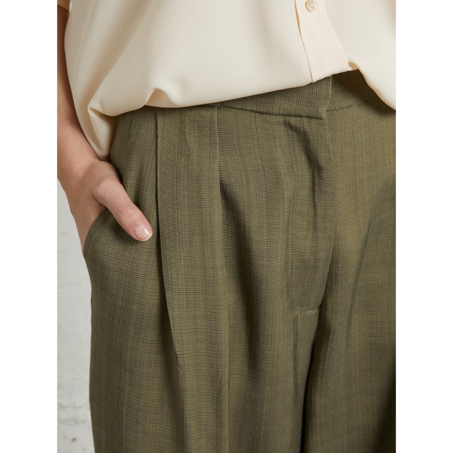 Margaux Lonnberg "Argo" Pant in Khaki, size 38