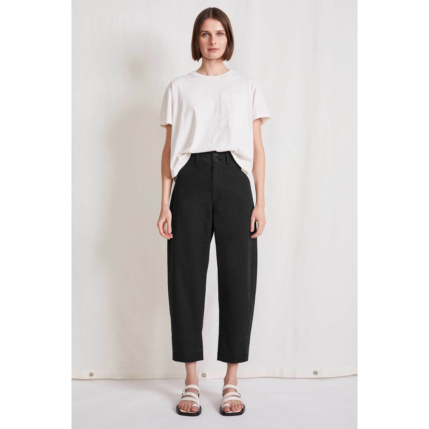 Apiece Apart Mari Barrel Pants in Black, size 2
