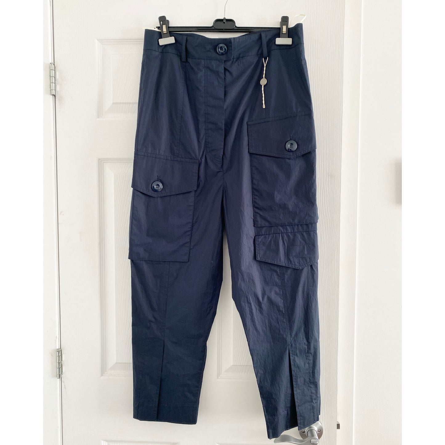 Marni Navy Cargo Pants, size 42 (fits like 27/28)