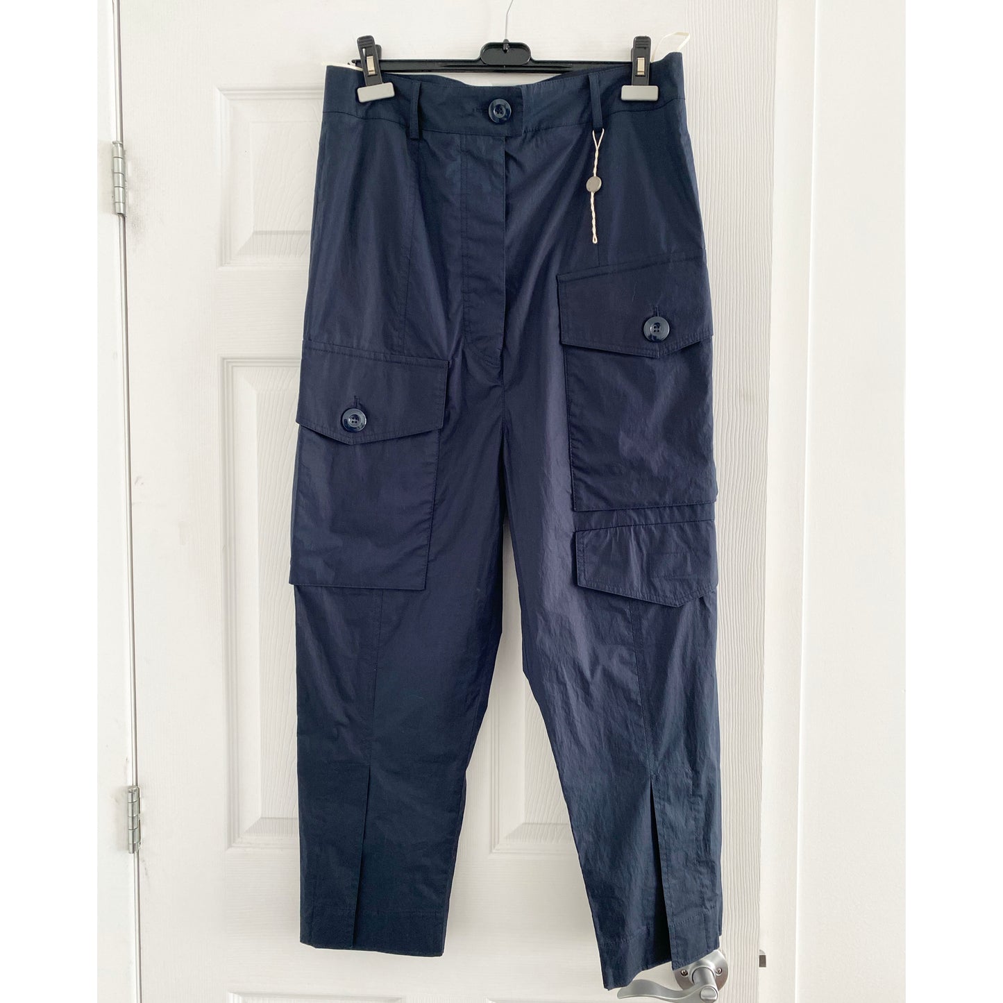 Marni Navy Cargo Pants, size 42 (fits like 27/28)