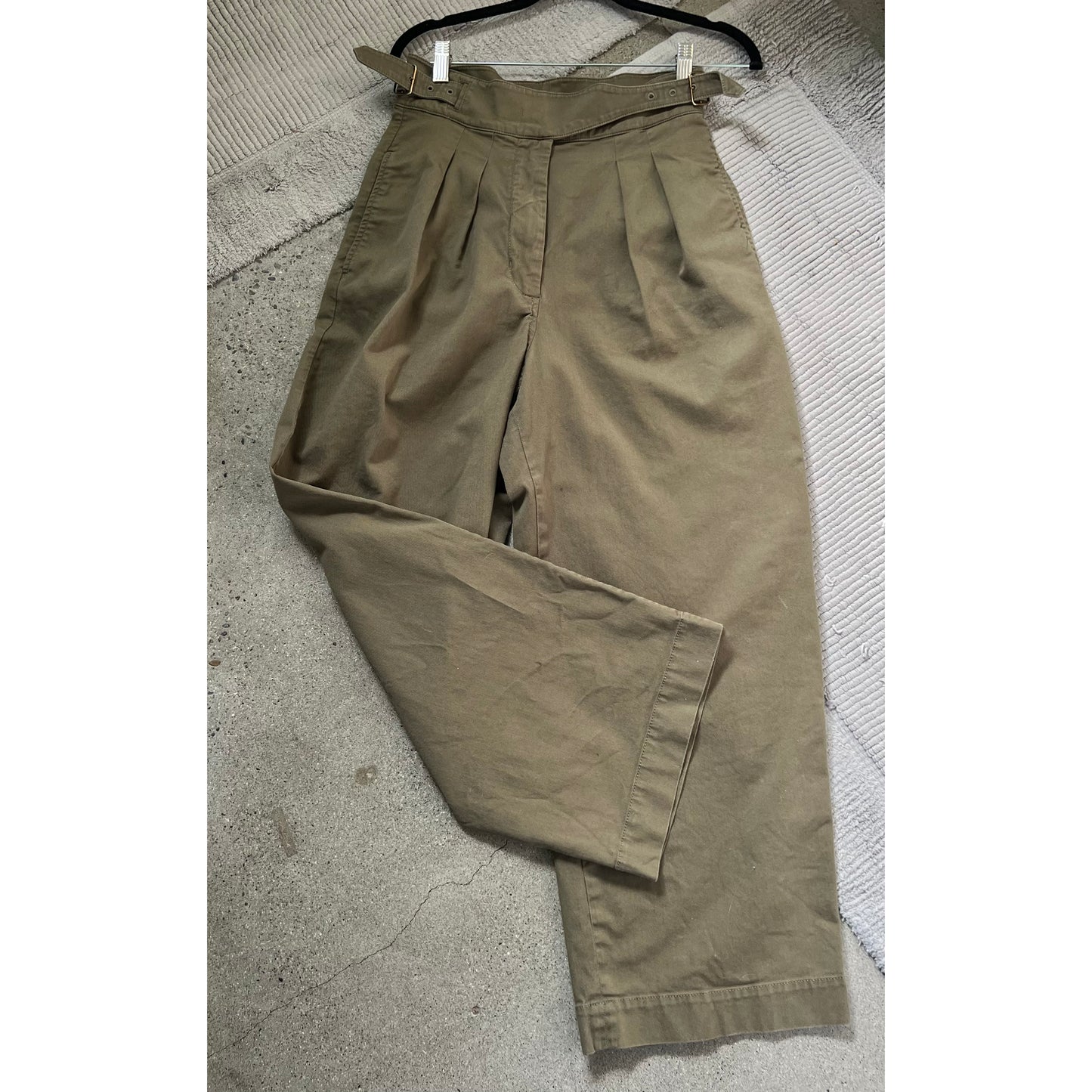 Max Mara Weekend "Foggia" Pleated Pant in Green, size 8 (fits like size 4)