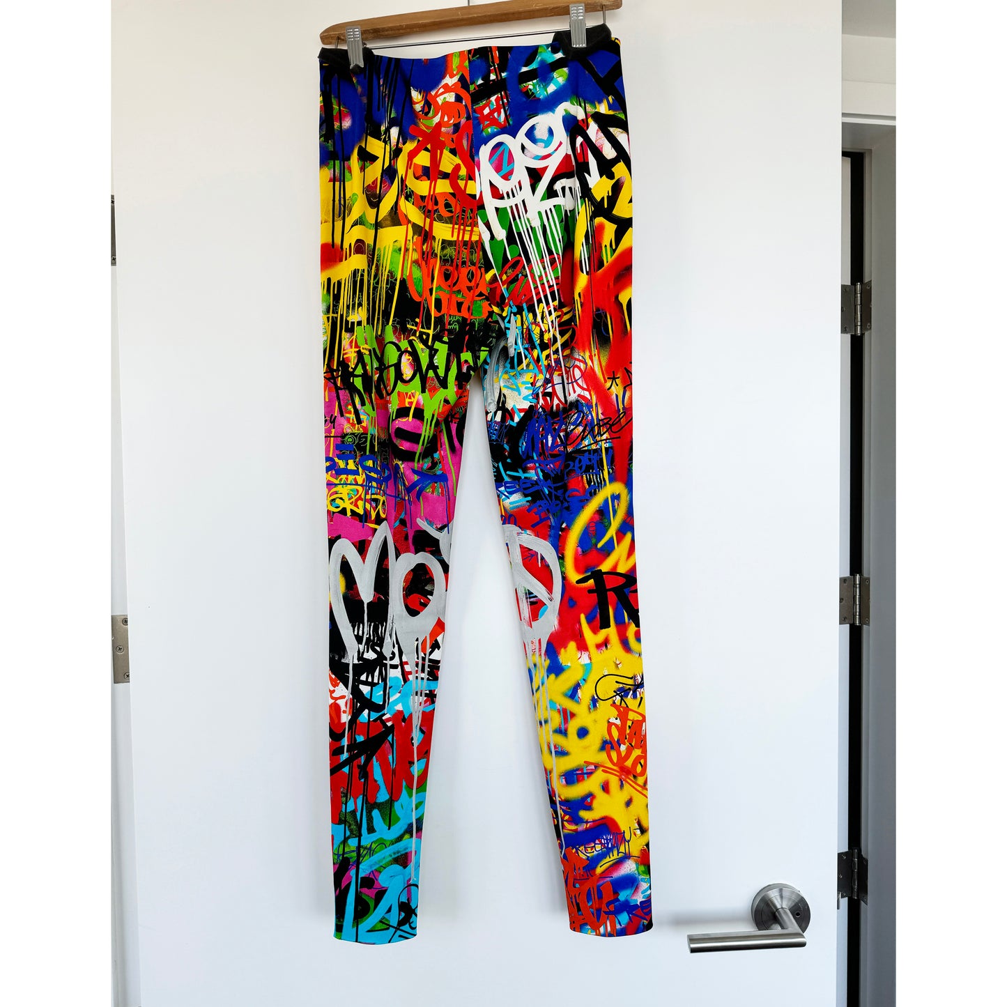 Moschino Graffiti Printed Pants, size 6 (fits like size 2)