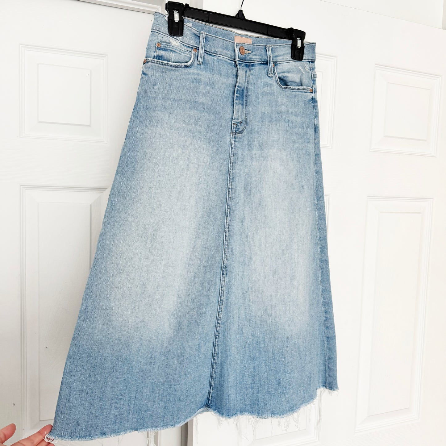 Mother "Circle Midi Fray" Denim Skirt in "Crossroads", size 27