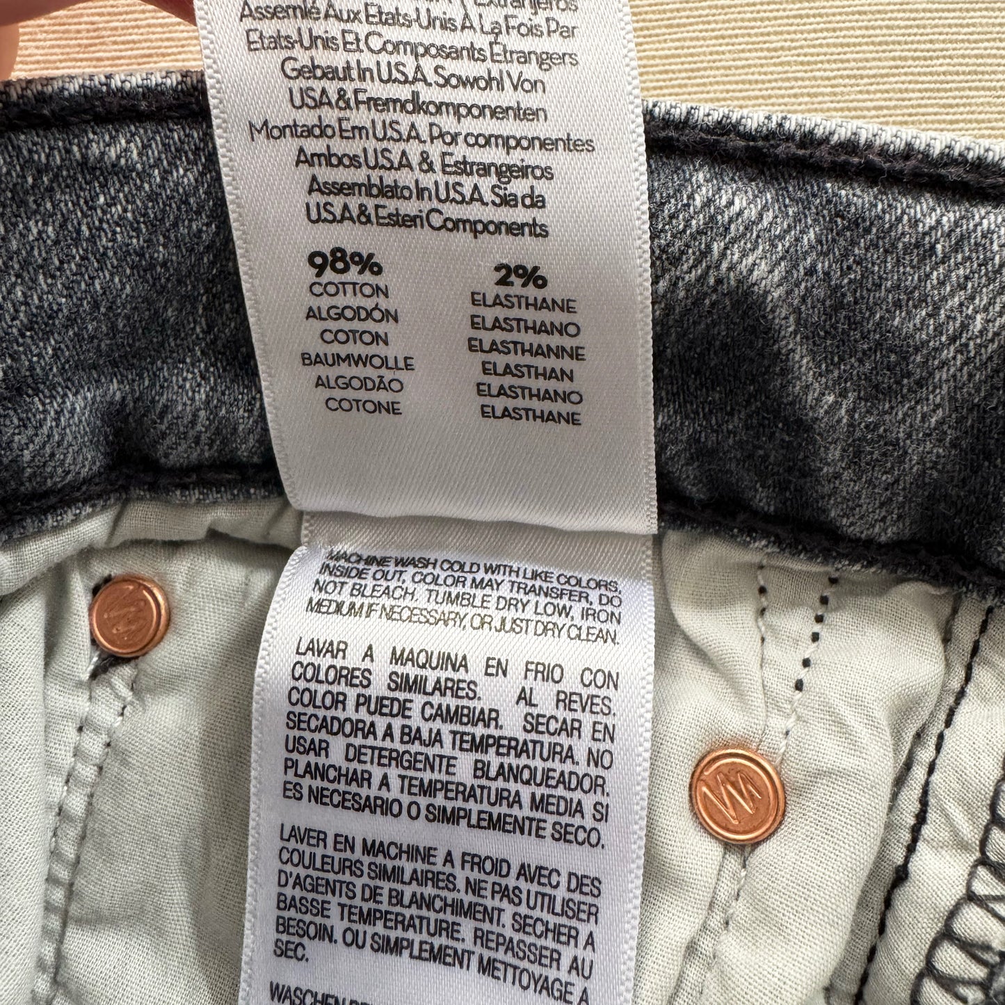 Mother Denim "Undercover" Frayed Shorts in "Drawing A Blank", size 27