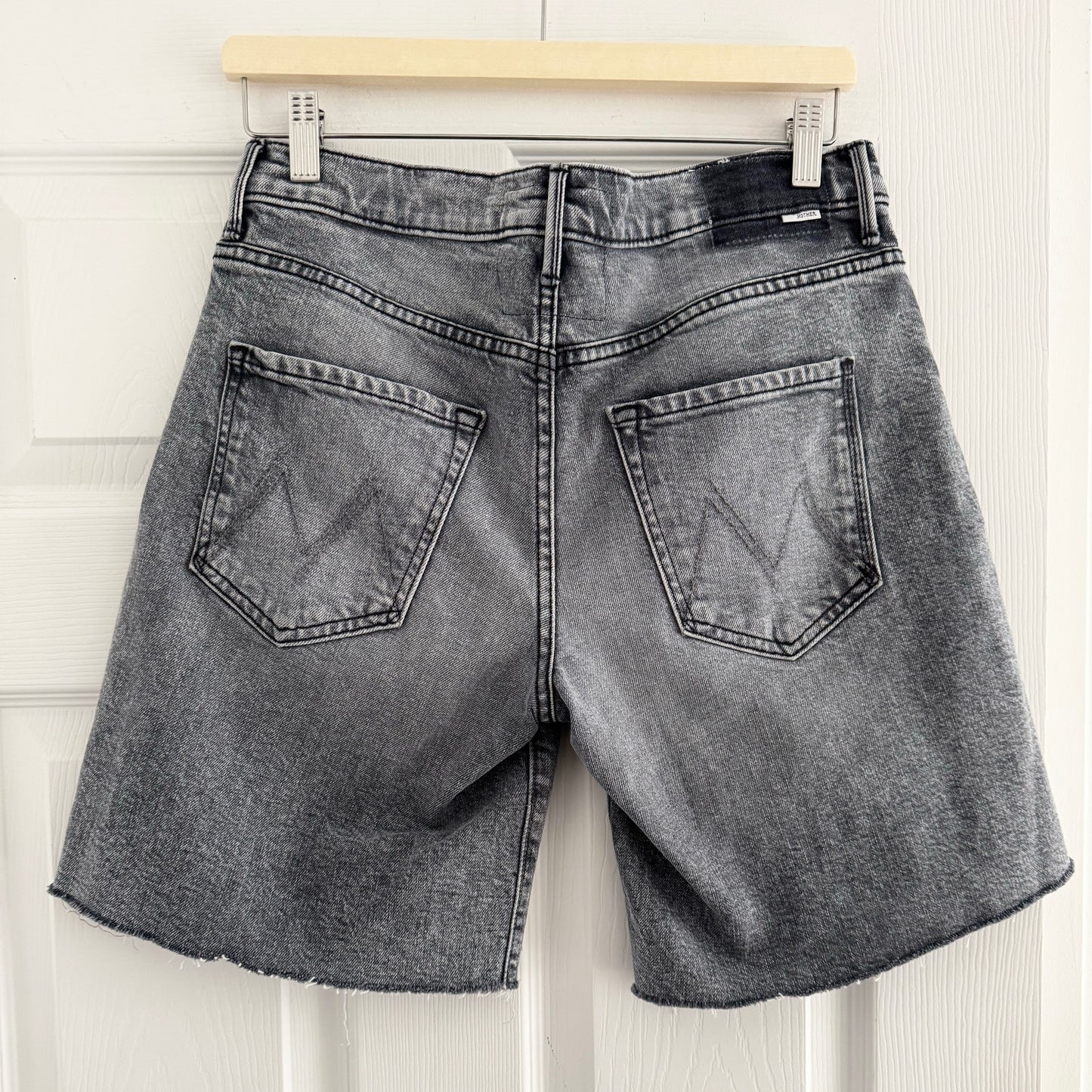 Mother Denim "Undercover" Frayed Shorts in "Drawing A Blank", size 27