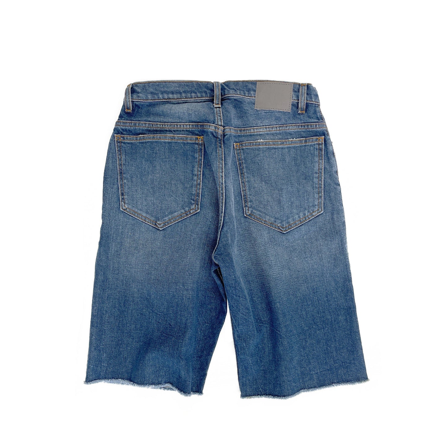 6397 short coupé en « clean vintage », taille medium