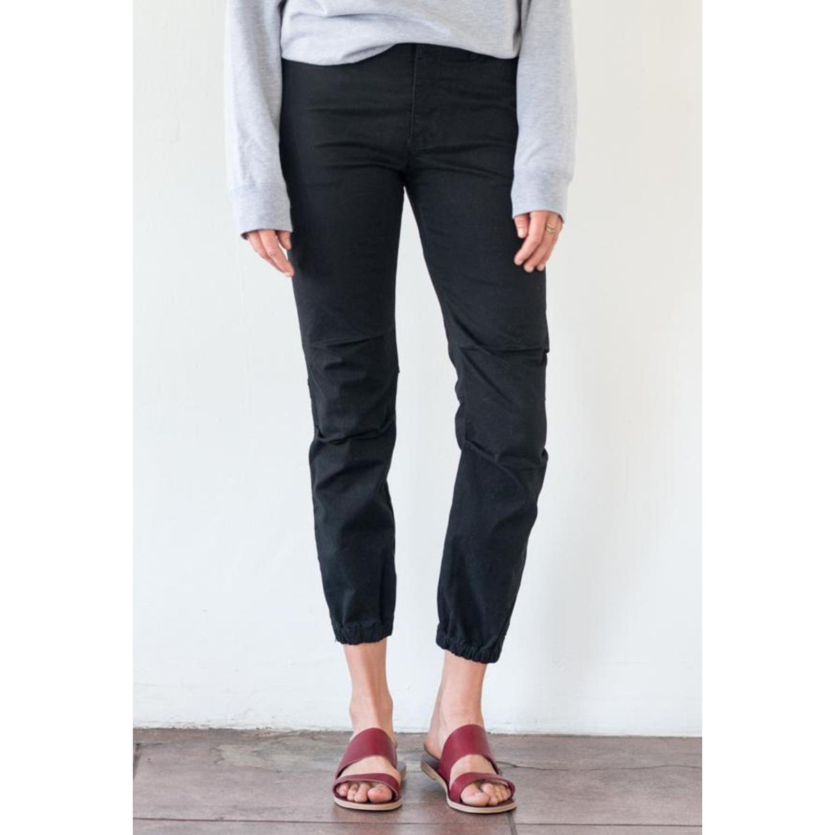 Nili Lotan French Military Pant in Black, size 12