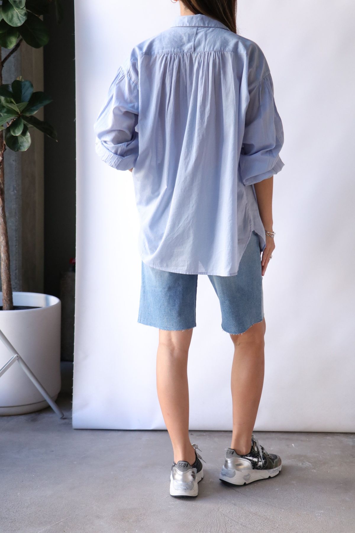 Nili Lotan "Miles" Long Sleeve Striped Shirt in Blue/White, size Small