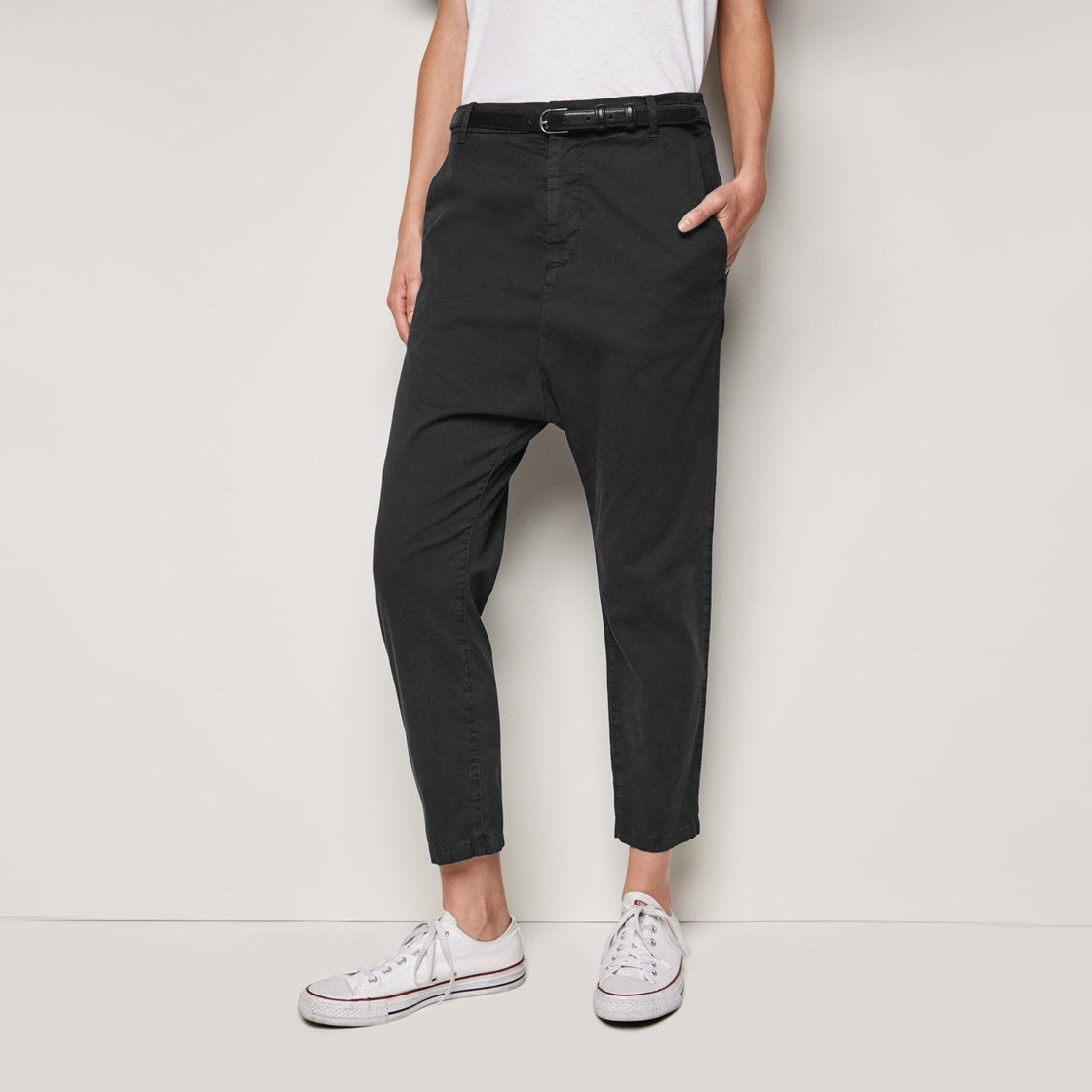 Nili Lotan Paris Pants in Dark Grey, size 0