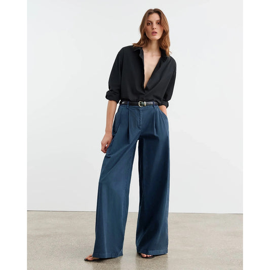 Nili Lotan "Dillon" Wide Leg Pants in Blue, size 8