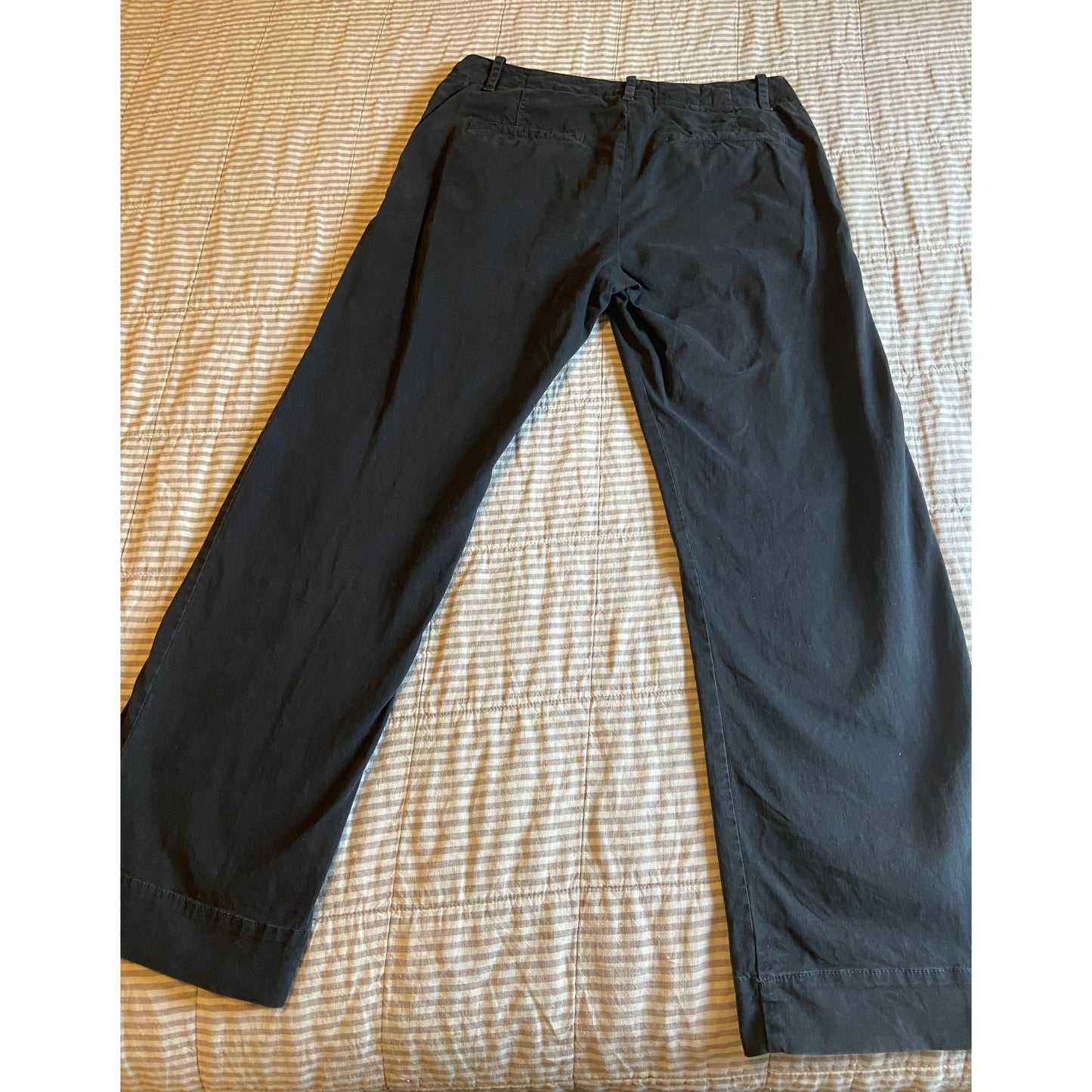 Pantalon Nili Lotan « Tomboy » en carbone, taille 2 (convient 2/4)