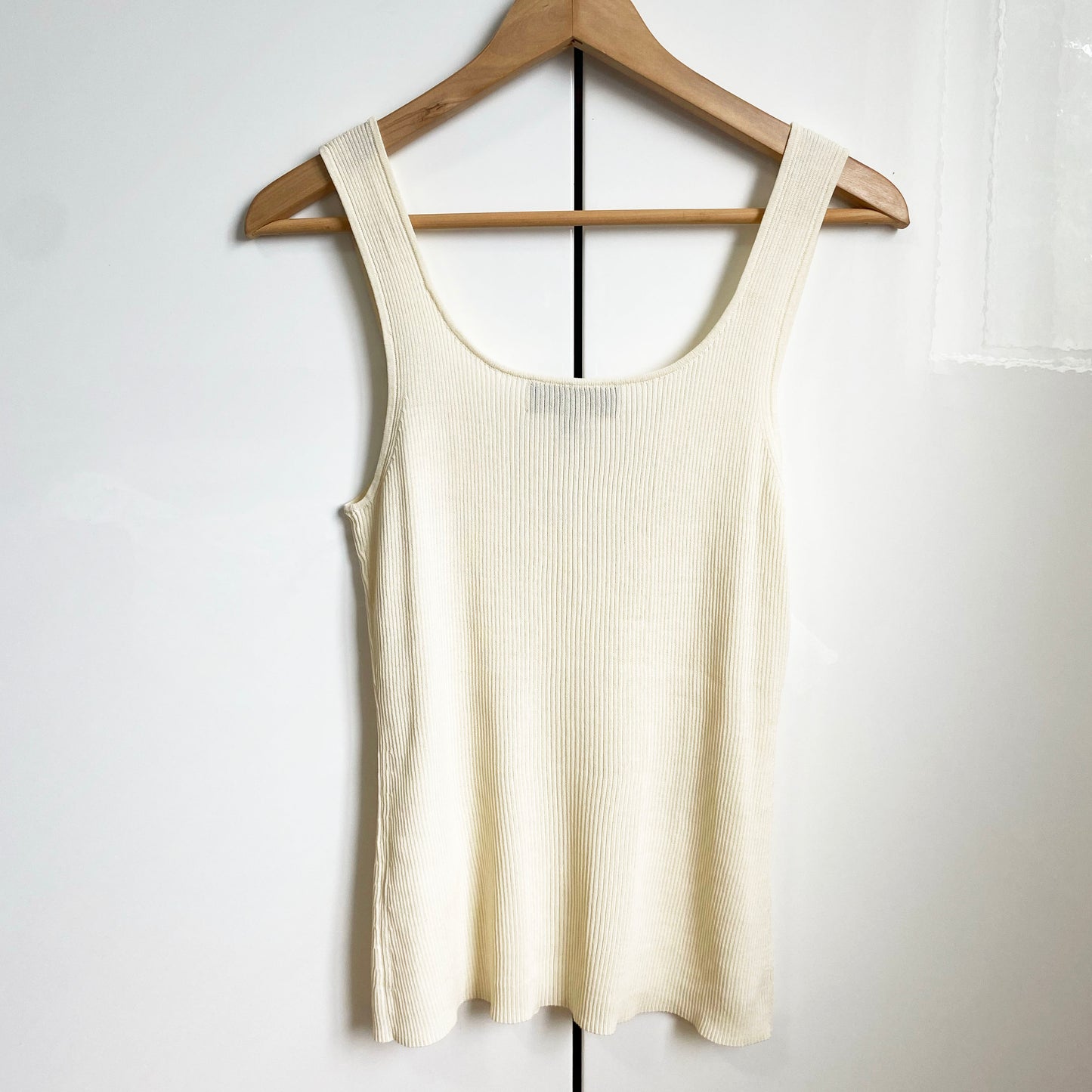 Nili Lotan "Brooks" Ribbed Knit Tank in Ivory, size Medium