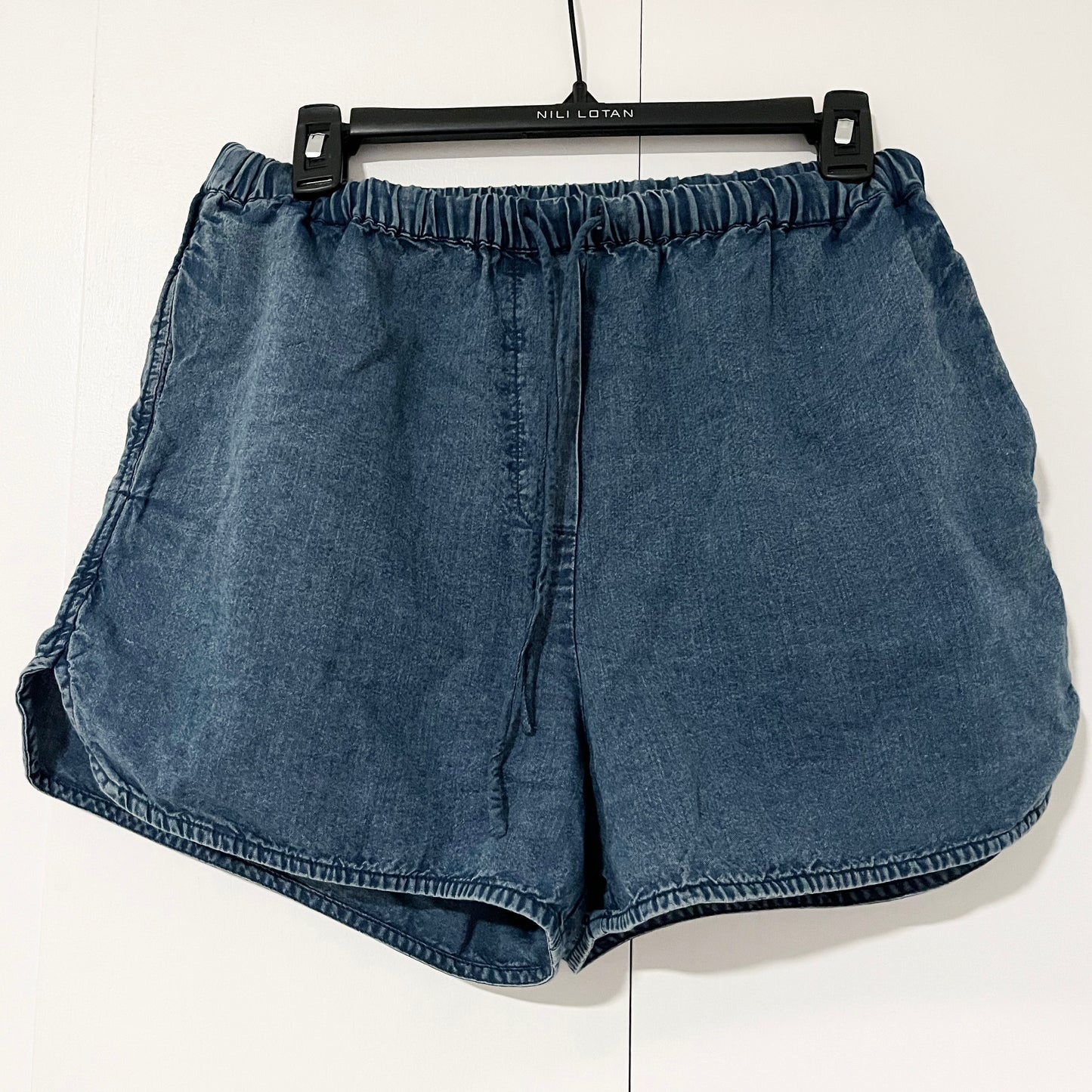 Nili Lotan "Tilly" Chambray Shorts, Size Medium