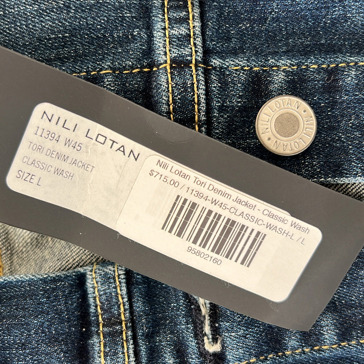 Nili Lotan "Tori" Denim Jacket in Classic Wash, size Large