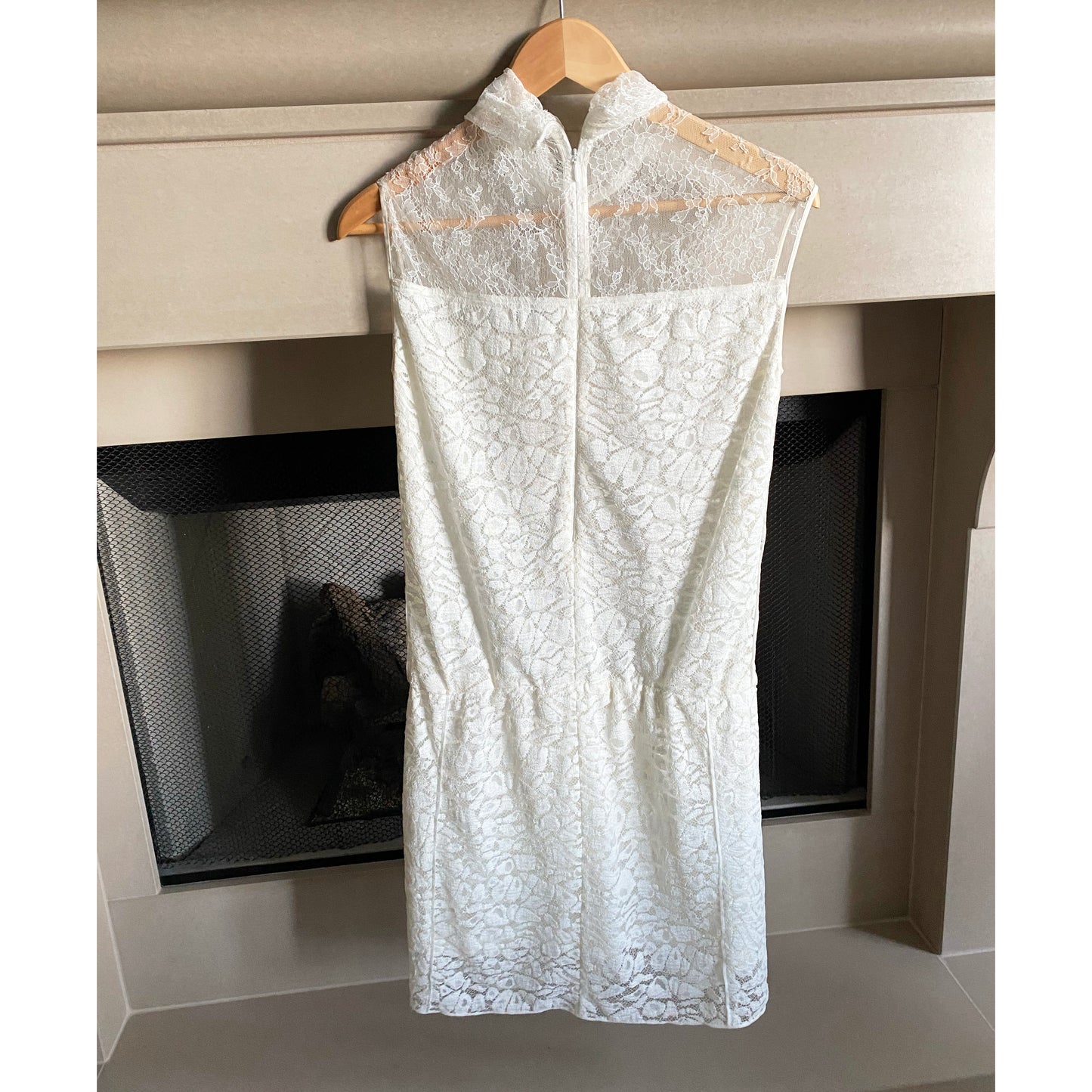 Nina Ricci Ivory Lace Dress, size 36 (fits like a size 2)