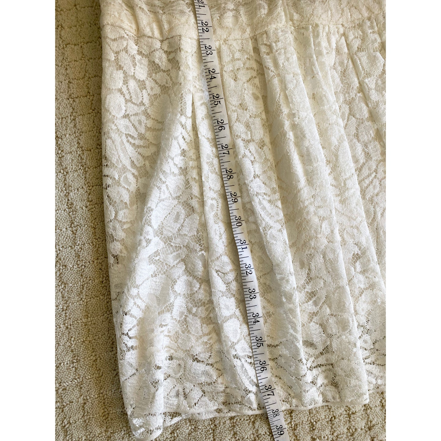 Nina Ricci Ivory Lace Dress, size 36 (fits like a size 2)