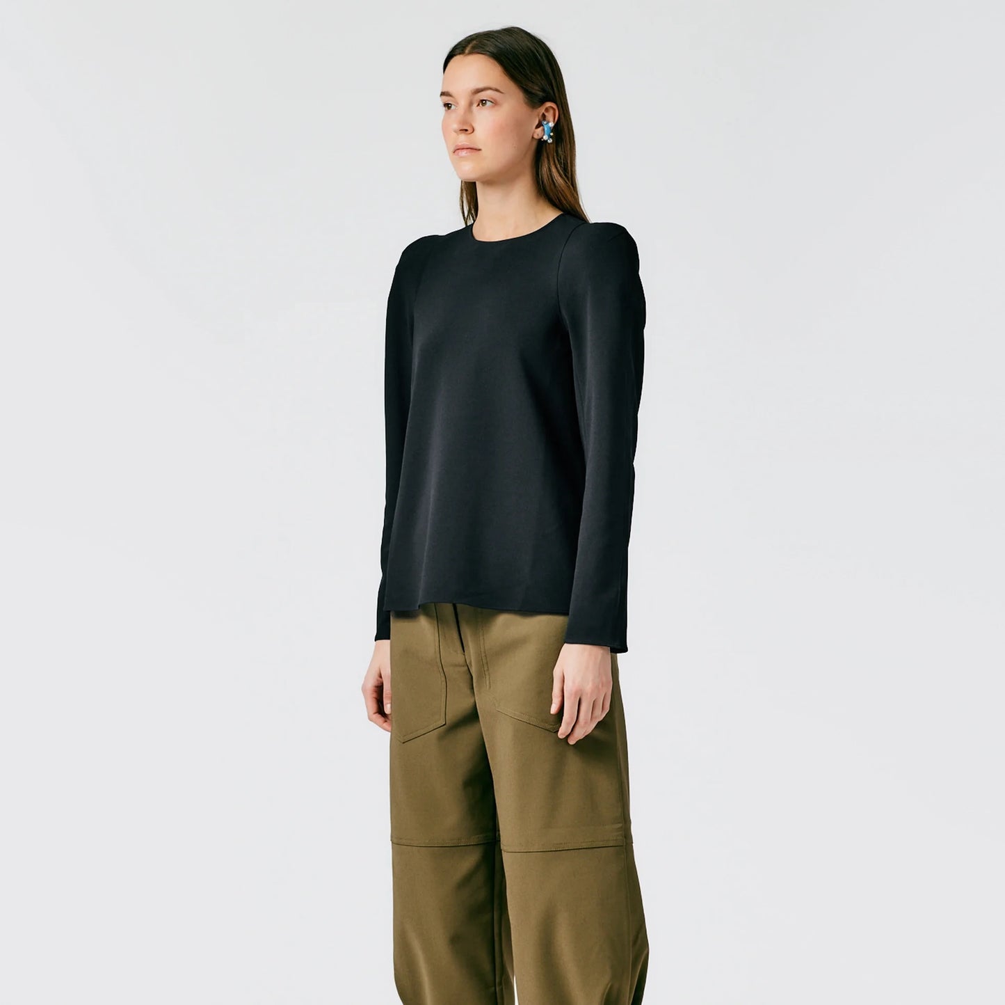 Tibi Structured Crepe Sculpted Shoulder Top in Black, size 6
