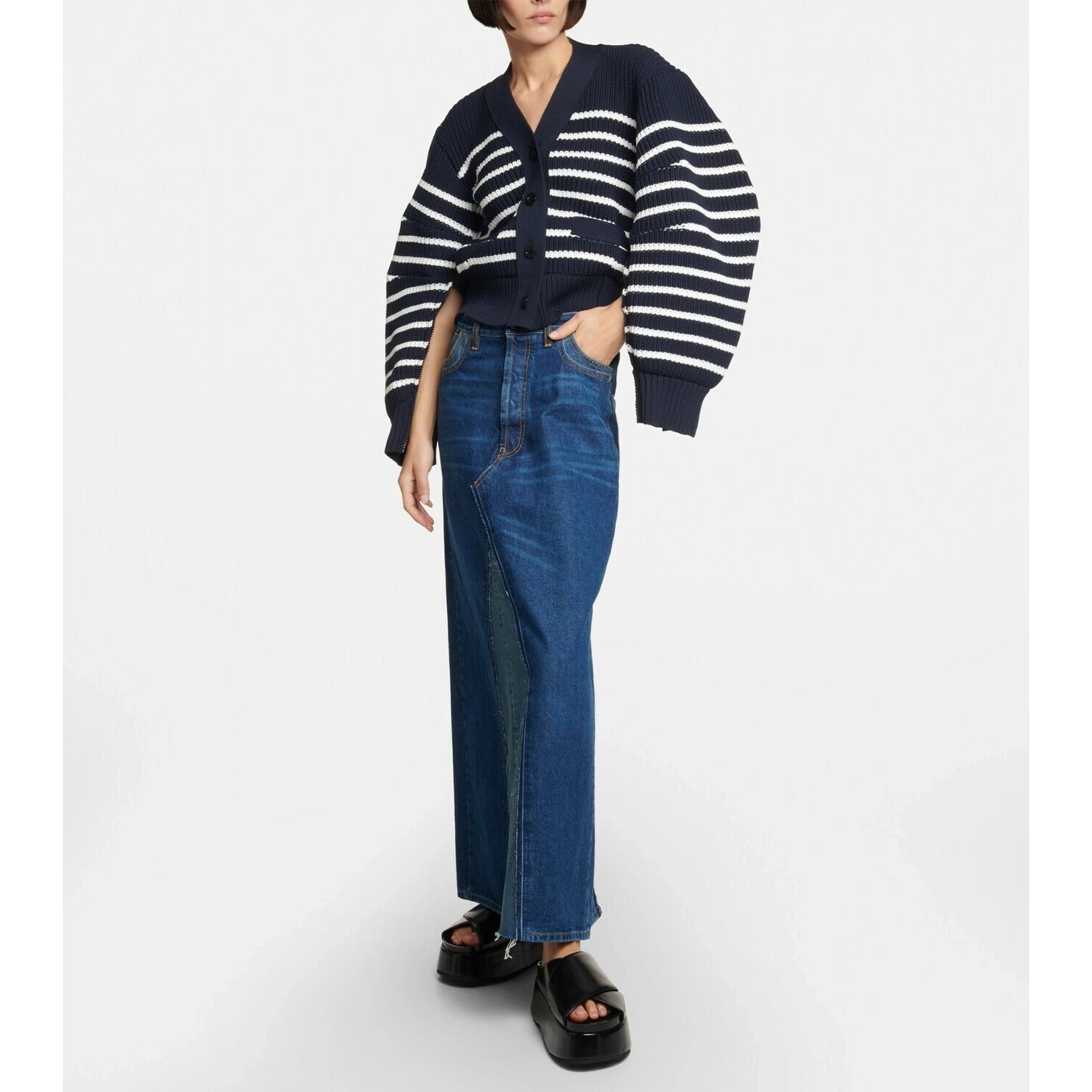 Sacai Horizontal Stripe Knit Cardigan in Navy, size Small