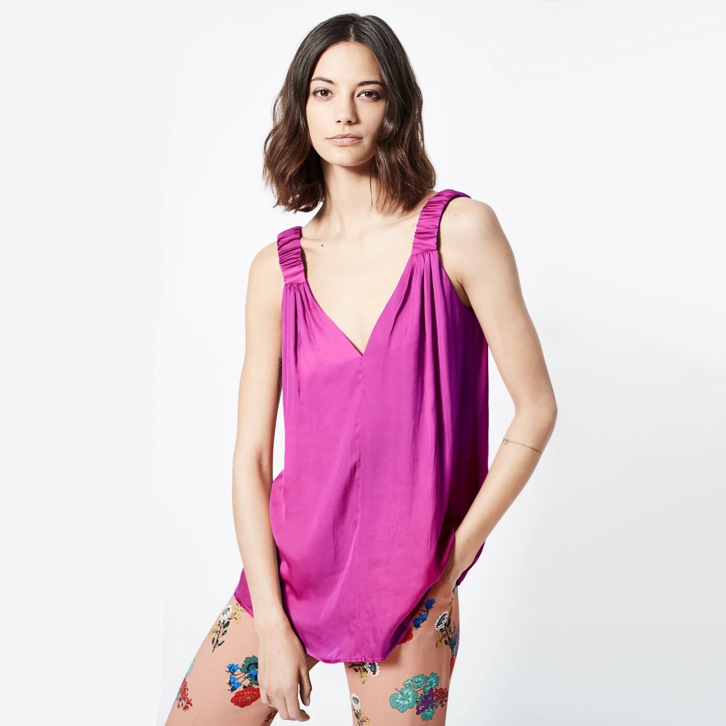 Smythe Elastic Strap Camisole in Violet, size XS