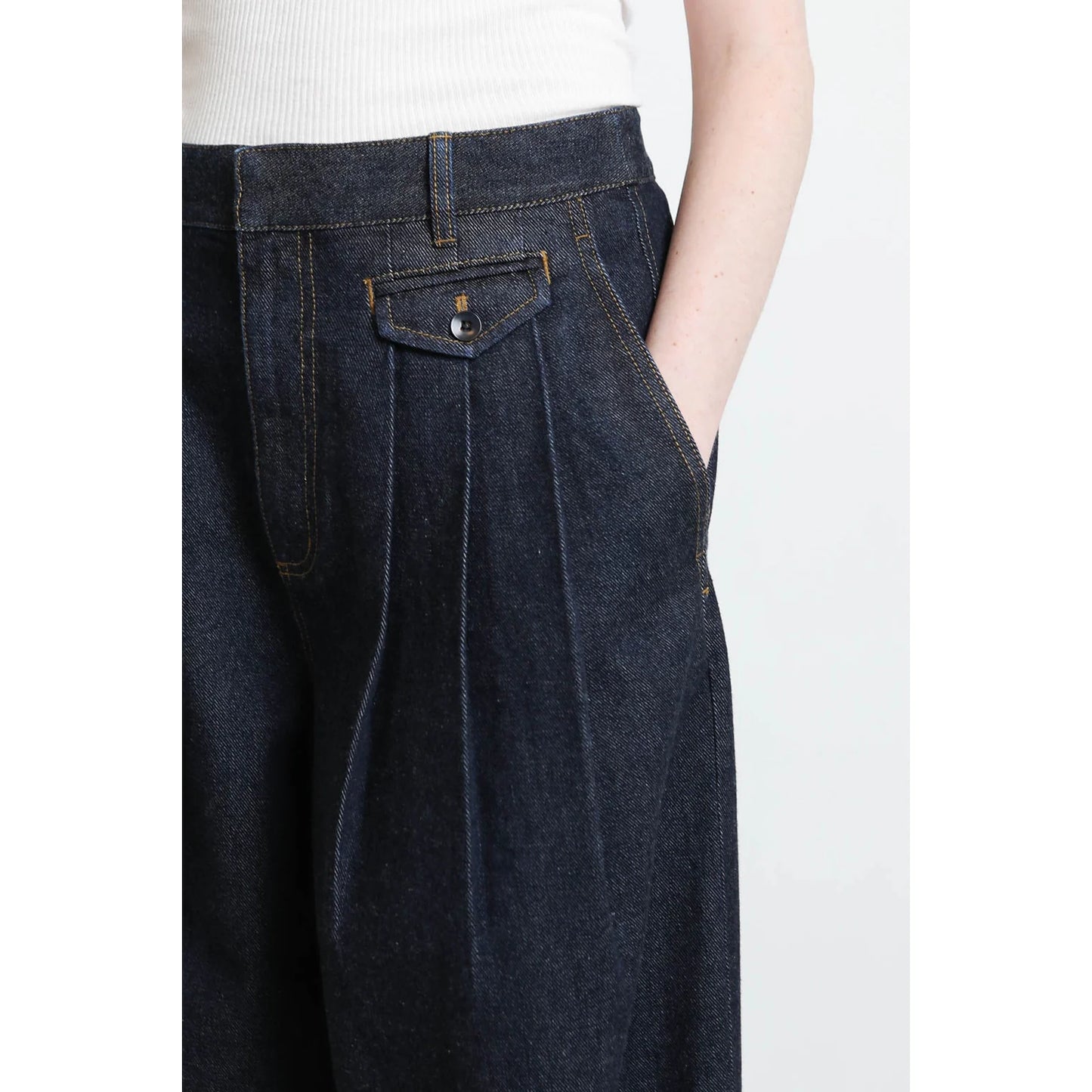Tibi Triple Pleat Jean in Indigo, size 28