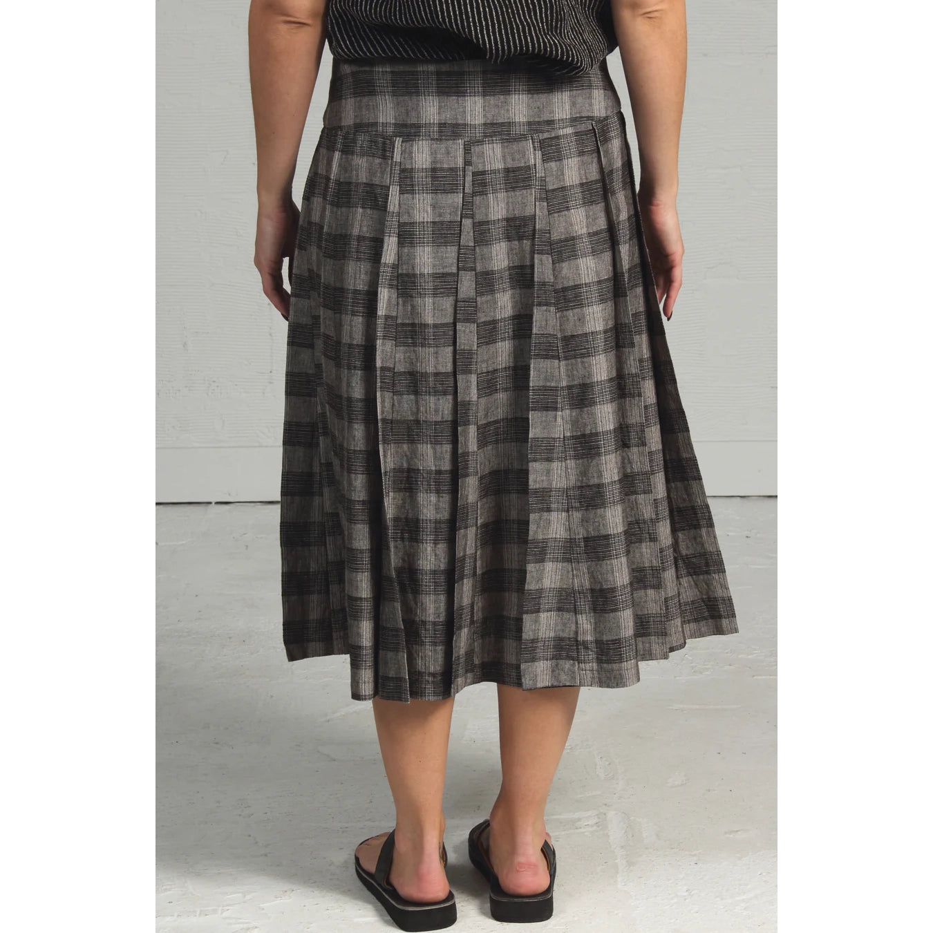Comrags "Calamity" Pleated Plaid Skirt, size XS