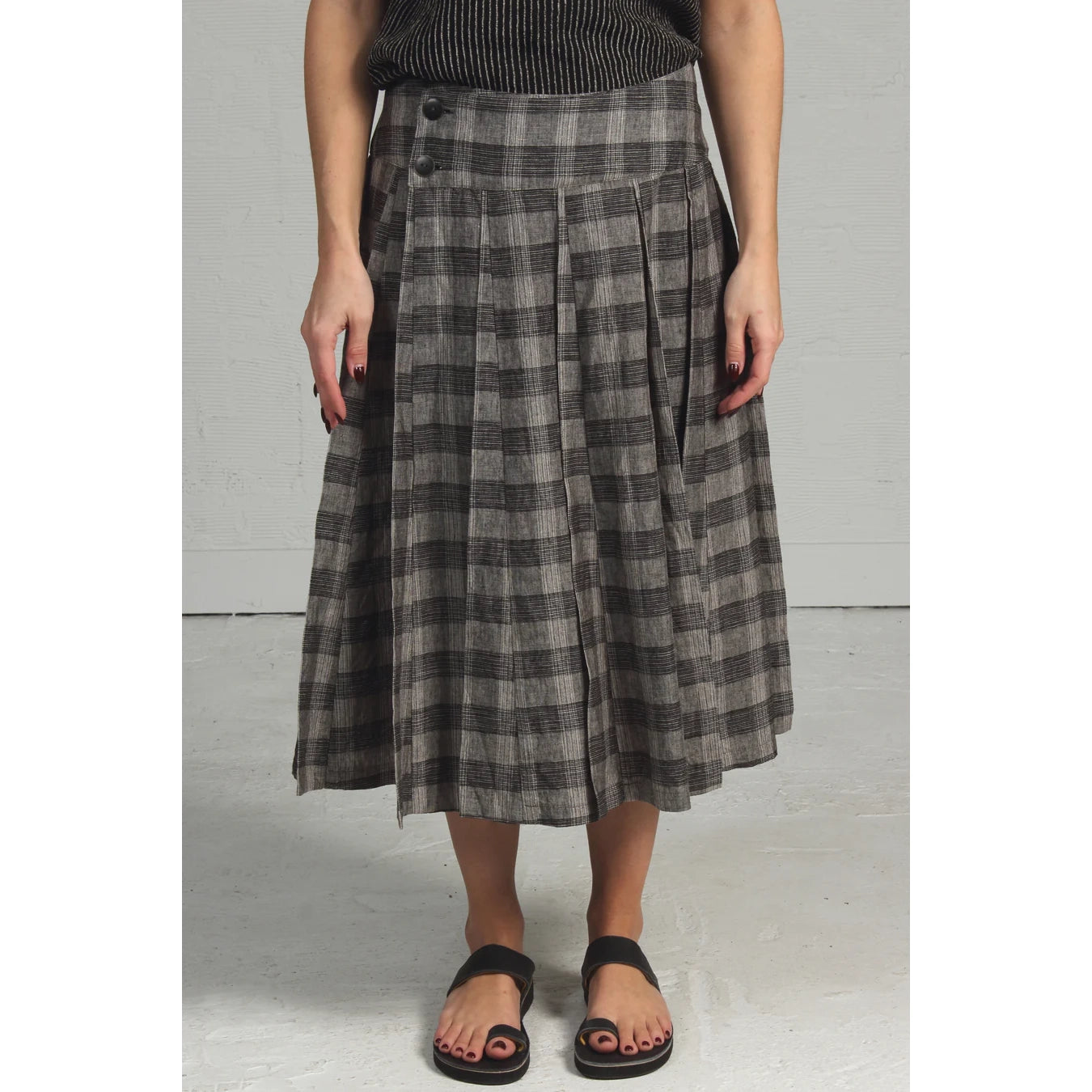 Comrags "Calamity" Pleated Plaid Skirt, size XS