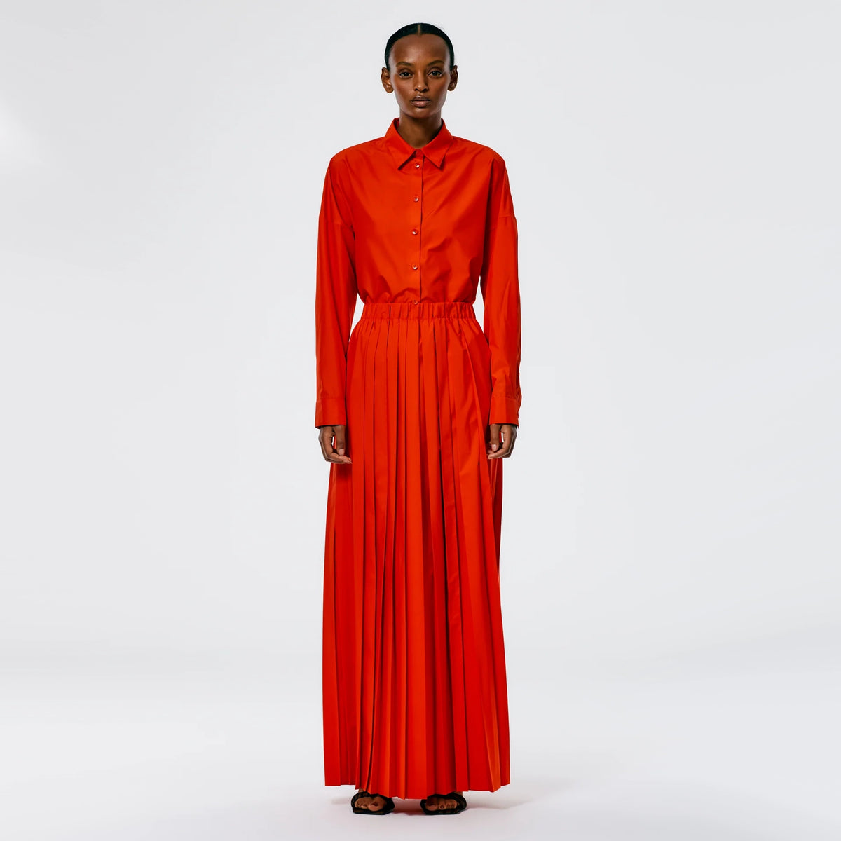 Tibi Italian Sporty Nylon Pleated Pull On Maxi Skirt in Red, size large