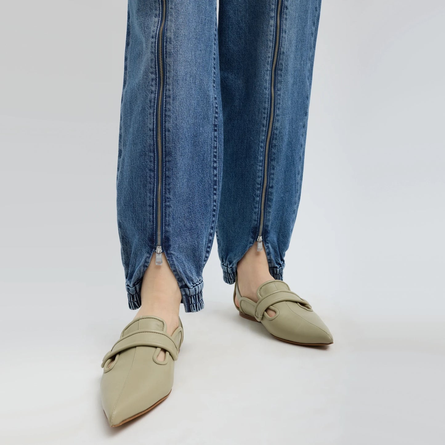 Tibi Zippered Denim Jogger in Classic Blue, size 28