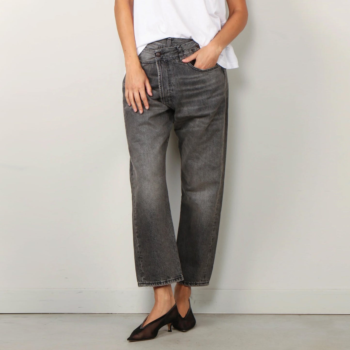 R13 Crossover Jean in "Leyton Black", size 25 (fits like a 27)