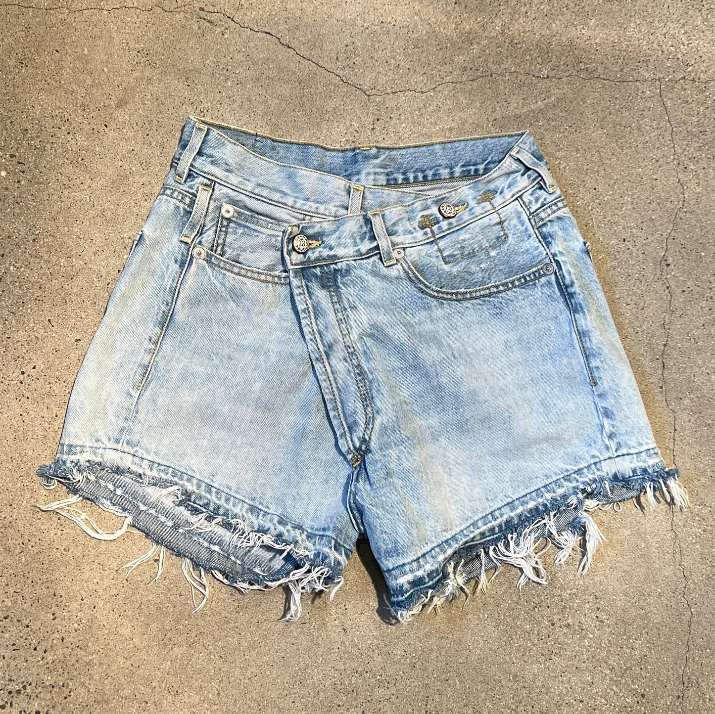 Short Crossover R13 en Tilly, taille 25 (convient au 26/27)