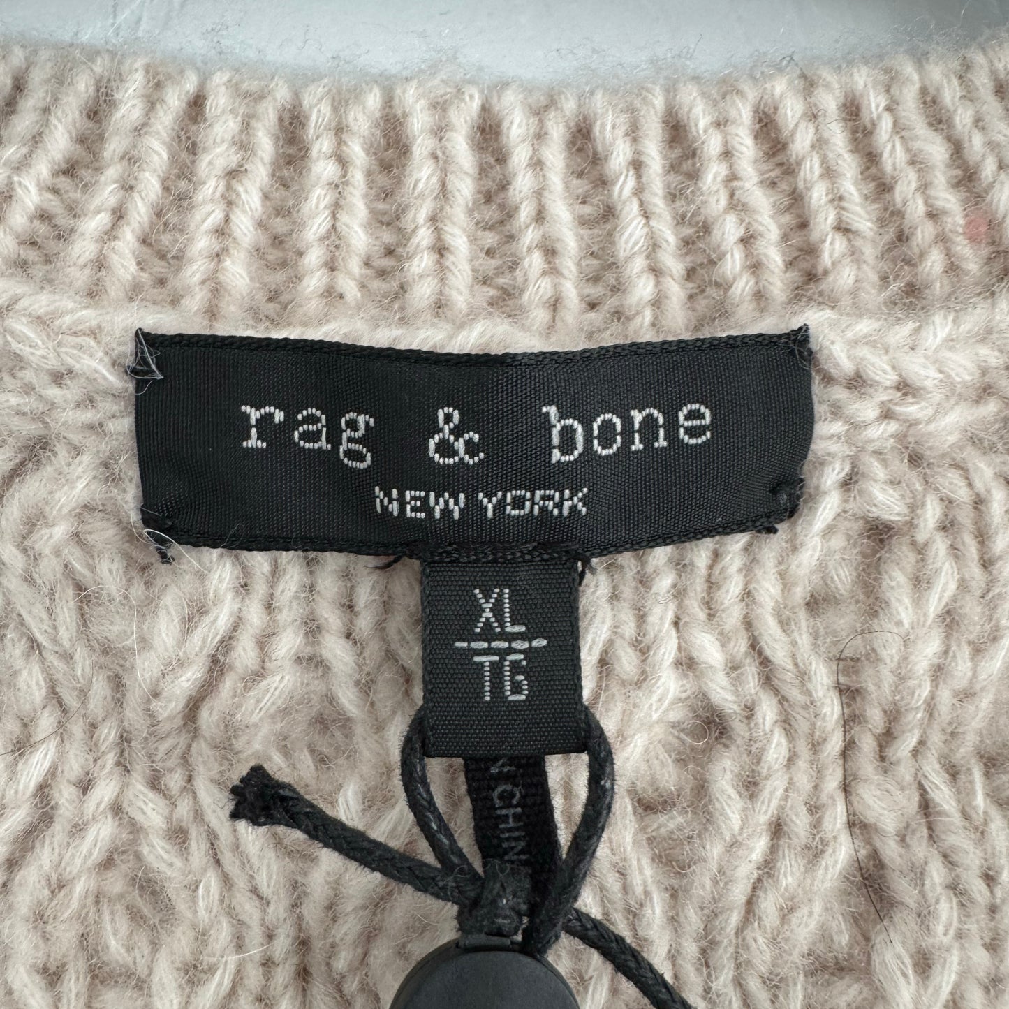 Rag & Bone "Elizabeth" Cable Knit Vest in Ivory, size XL (fits M-L)