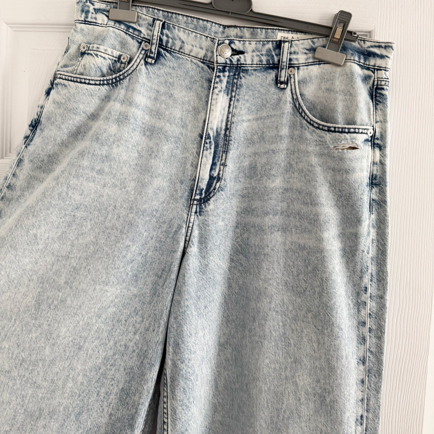 Rag&Bone "Sofia" Featherweight Wide Leg Jeans in "Bellport", size 33