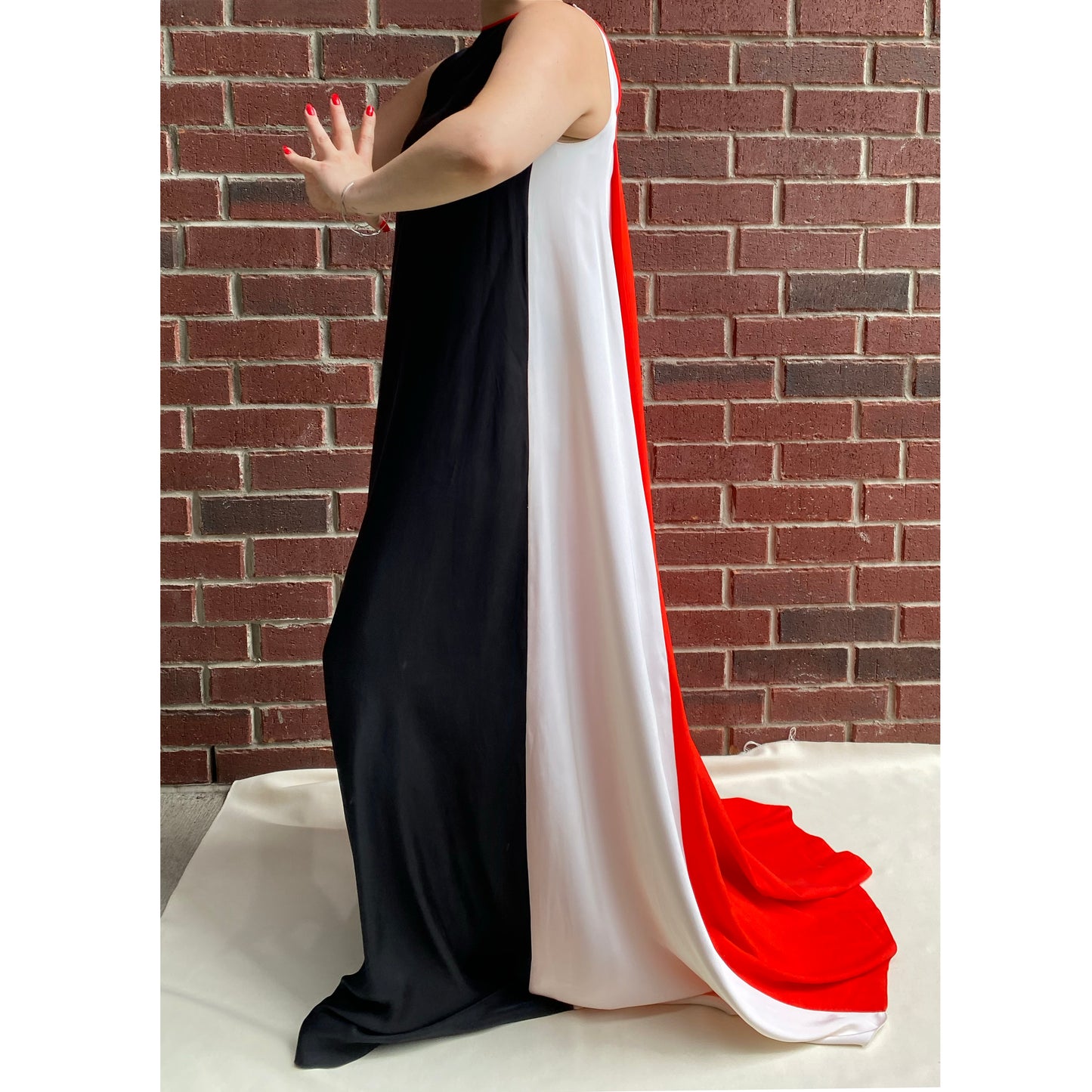 Roksanda  Ilincic Colourblocked Gown in Black/Red/Ivory, size 8US/12UK