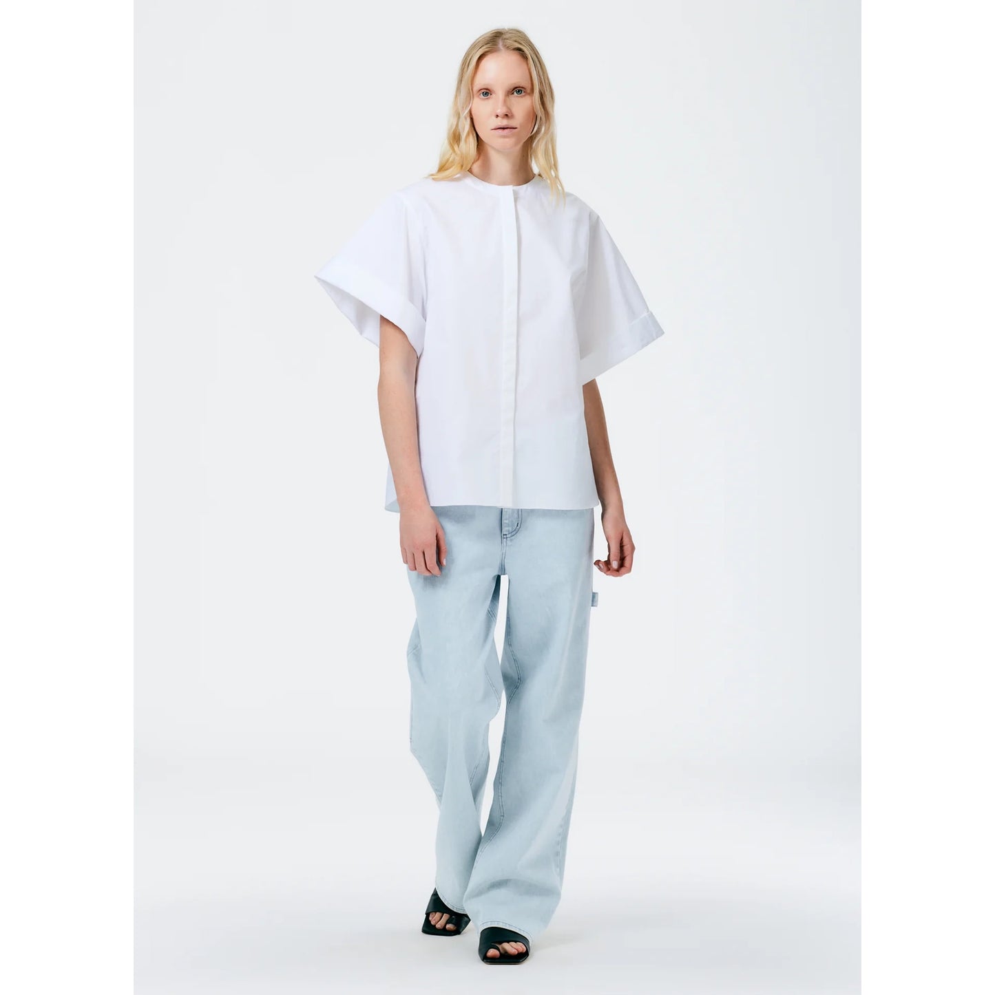 Tibi Eco Poplin Rolled Sleeve Shirt in White, size Medium