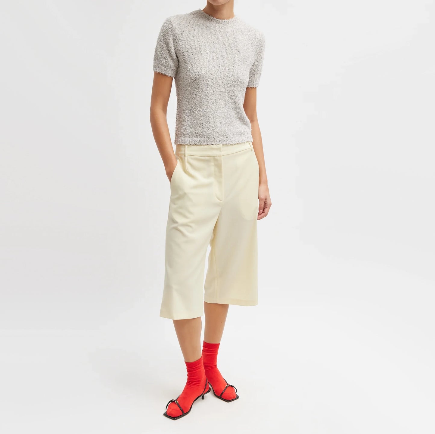 Tibi Tropical Wool Short in "Ivory" (Pale Yellow), size 12