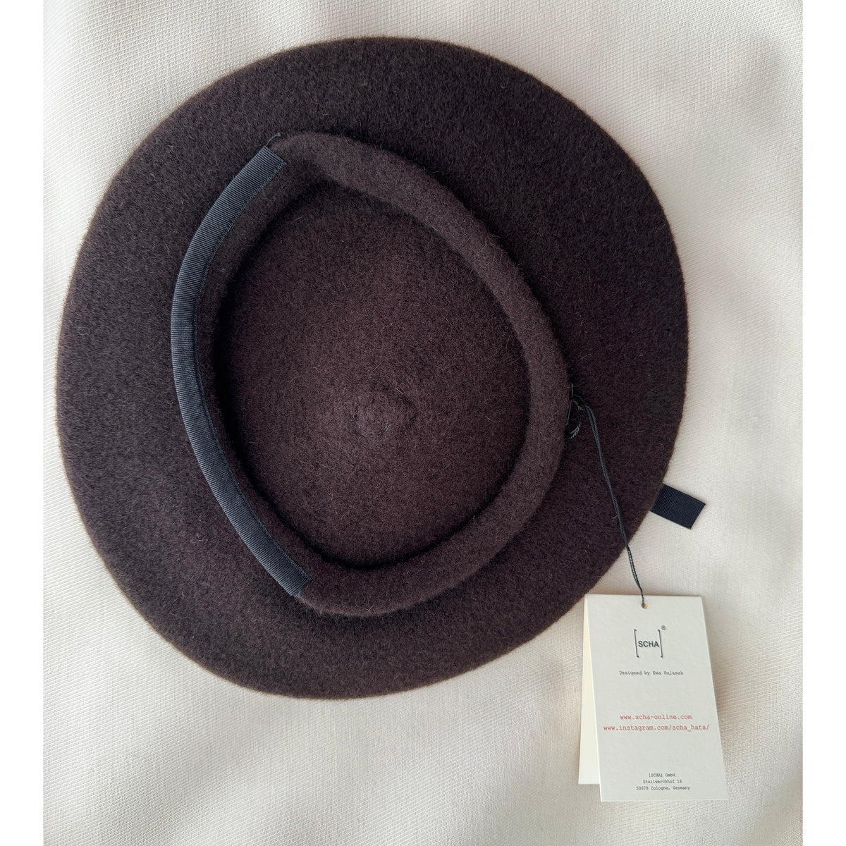SCHA Wool Beret in Brown