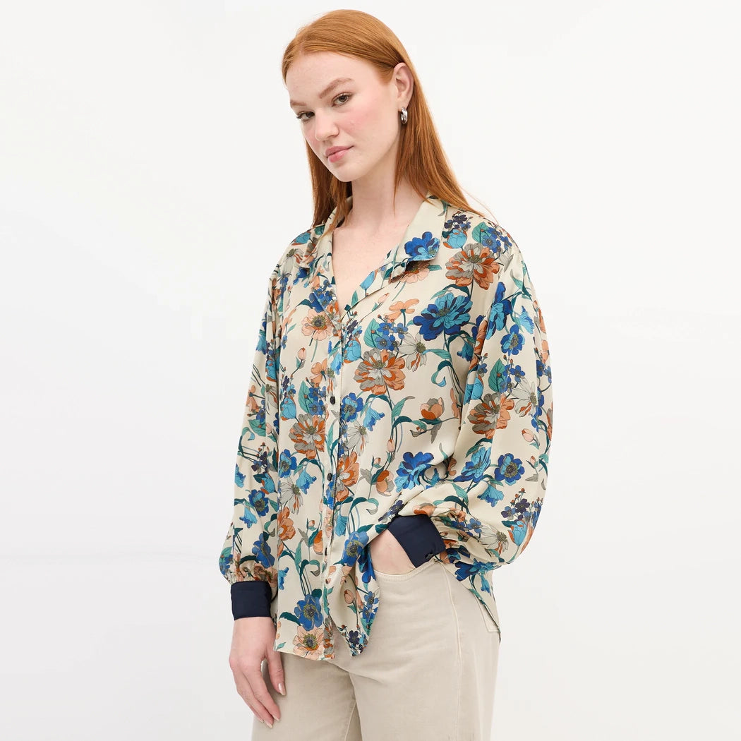 Smythe Cream Floral Print Blouse in Ivory/Blue, size Small