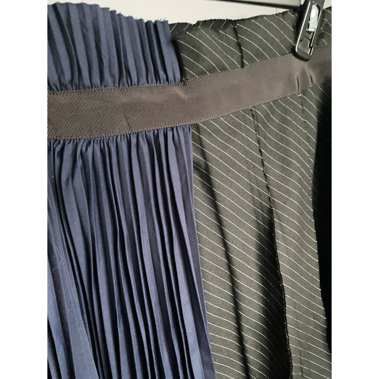 Sacai Combo Navy/Pinstripe Pleated Wrap Skirt, size "2" (fits size XS/S)