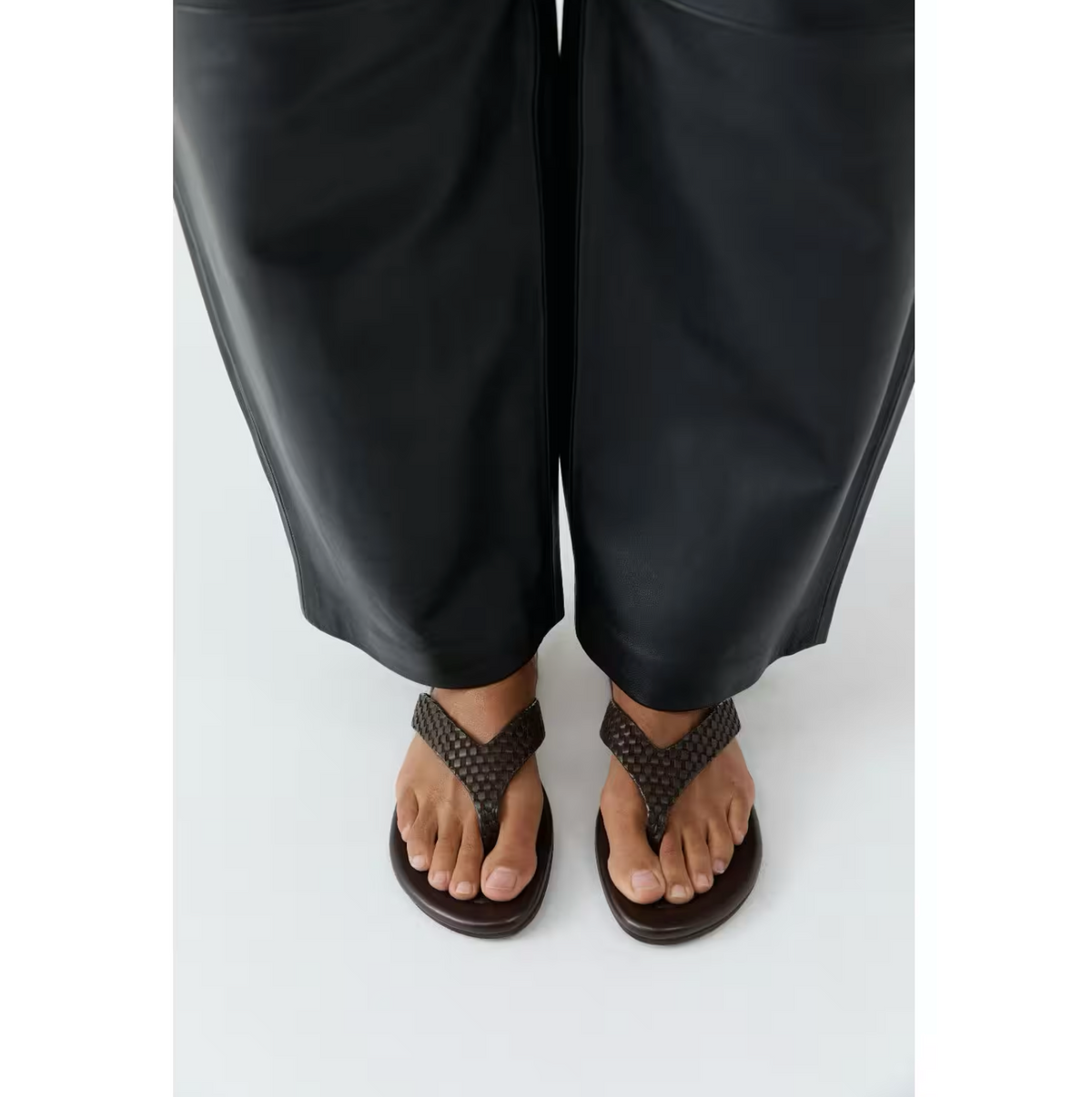 St Agni Lattice Weave Thong in "Coffee", size 39