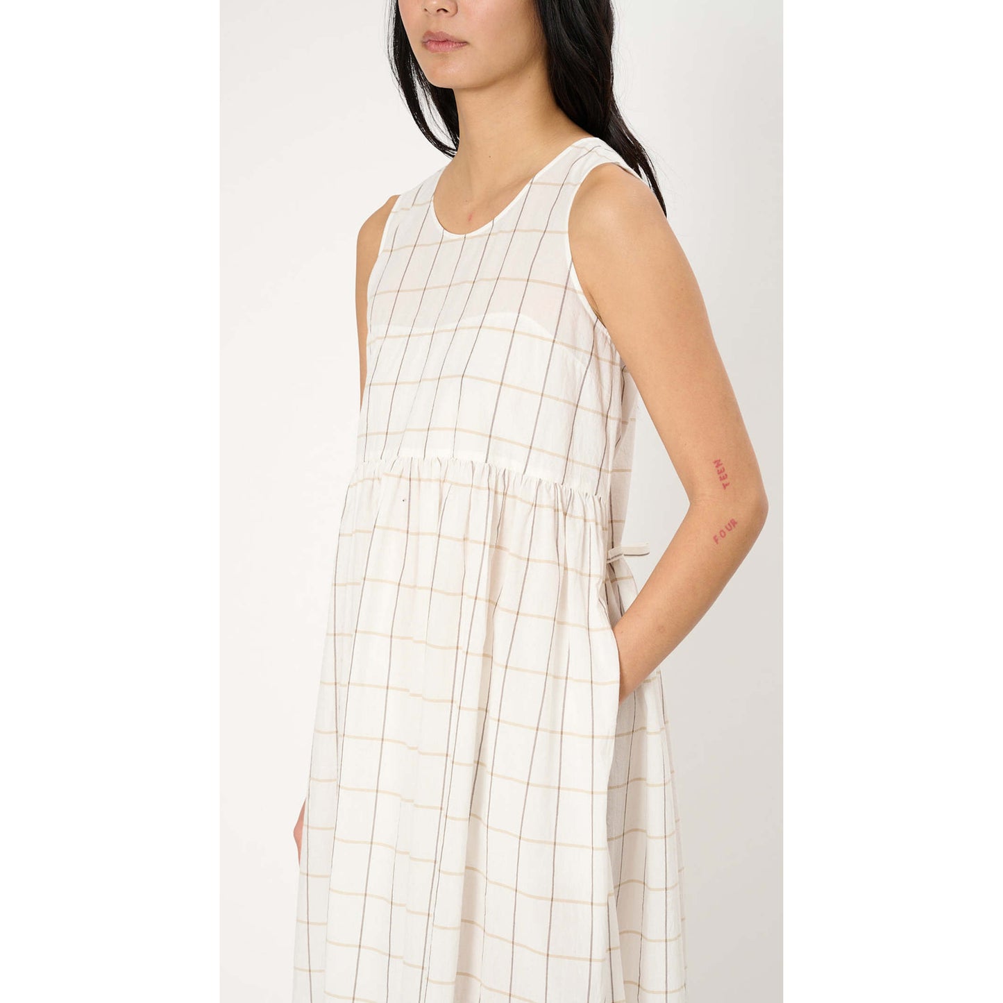 Sara Lanzi Sleeveless Windowpane Cotton Dress in White, size Medium (fits S/M)