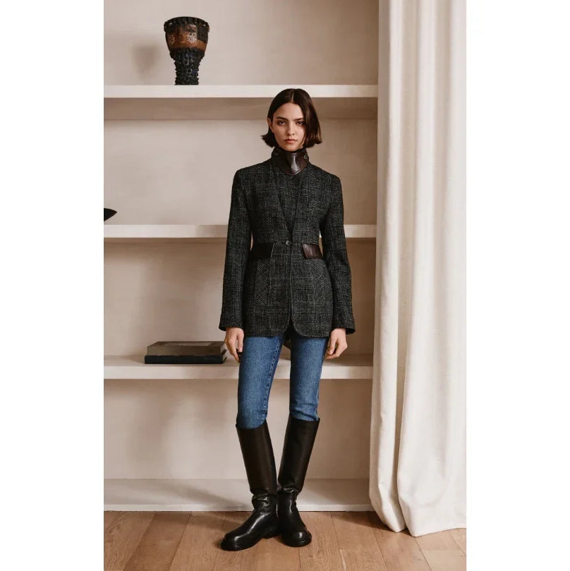 Smythe Tailored Boyfriend Blazer in Charcoal Grey Check, size 6